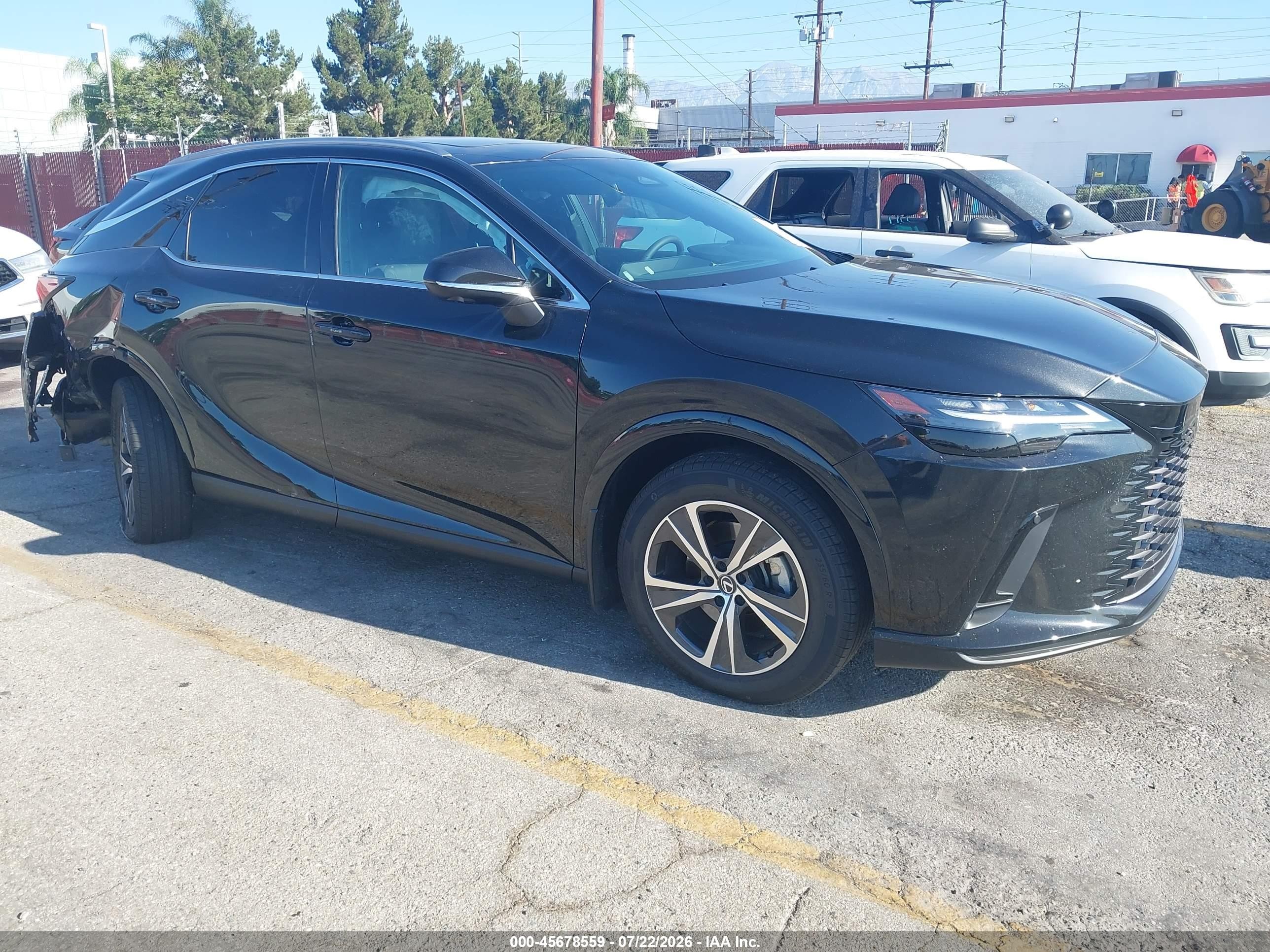 2024 Lexus RX 350h VIN 2T2BBMCA3RC033510 — IAAI salvage auction photo