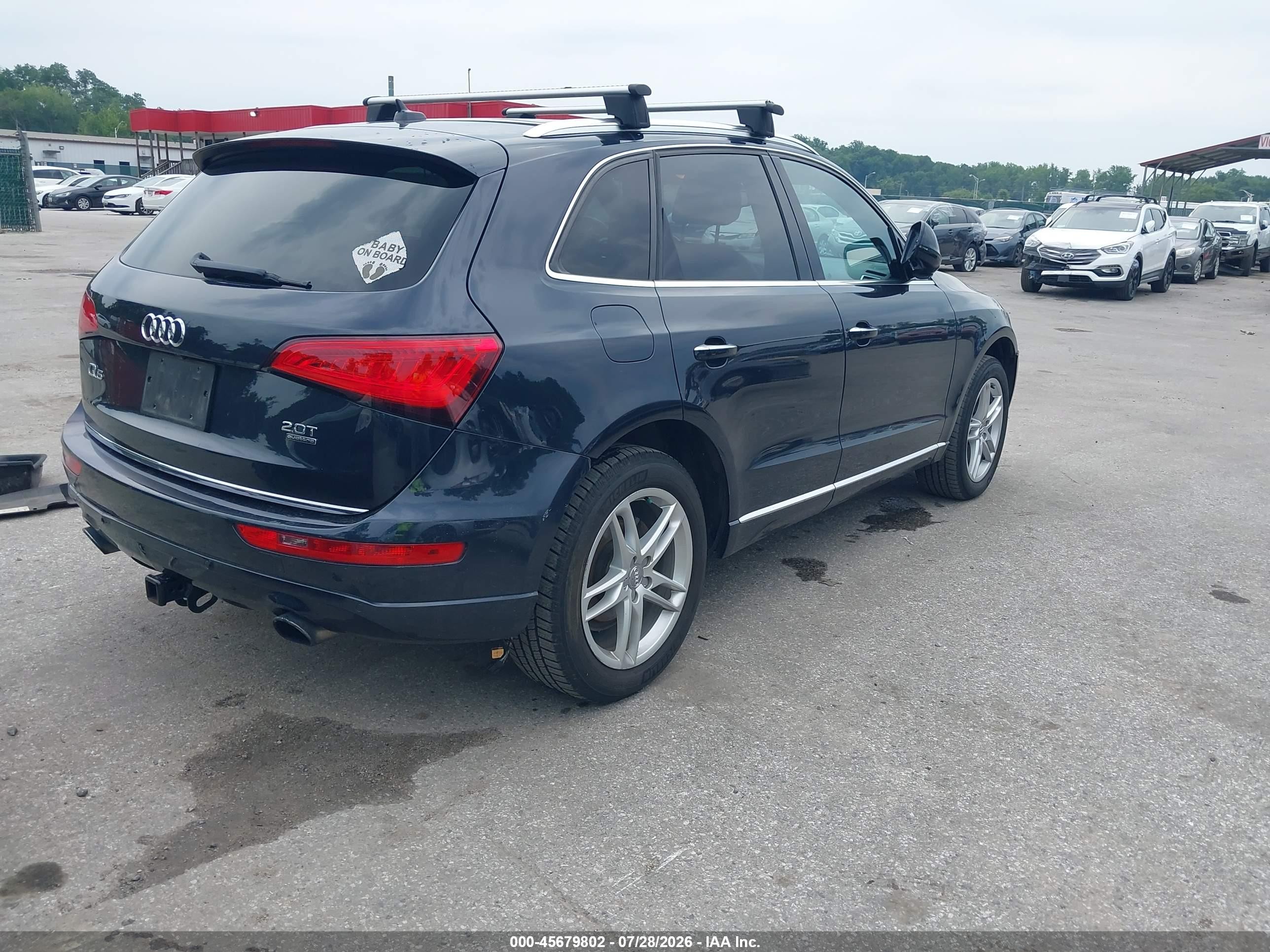 2016 Audi Q5 VIN WA1L2AFP1GA034139 IAAI salvage auction — Front & Rear, Salvage - Greater Than 75% (Maryland), sold $2,950 on 2026-10-07 (photo 4)