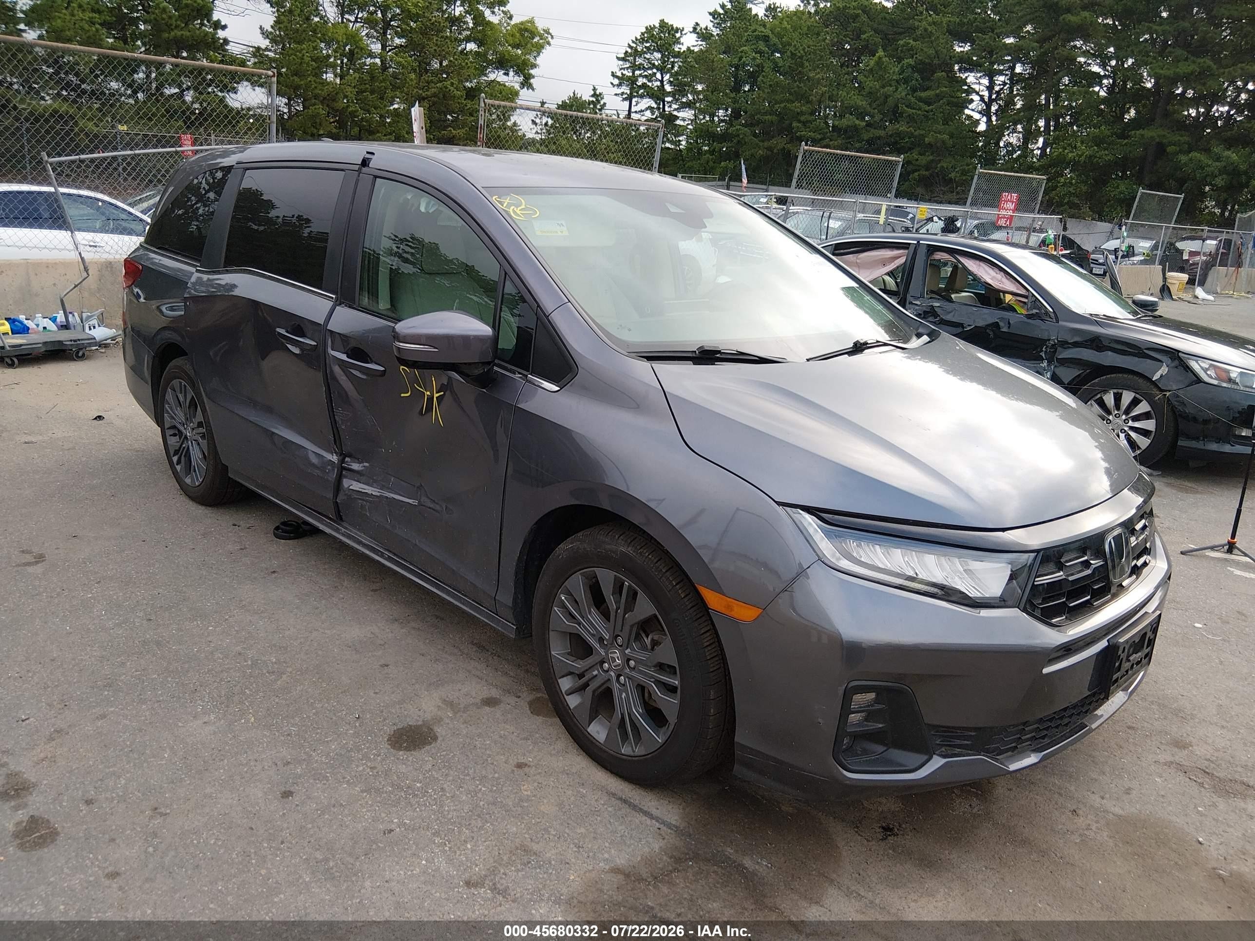 2025 Honda Odyssey VIN 5FNRL6H80SB014416 — IAAI salvage auction photo