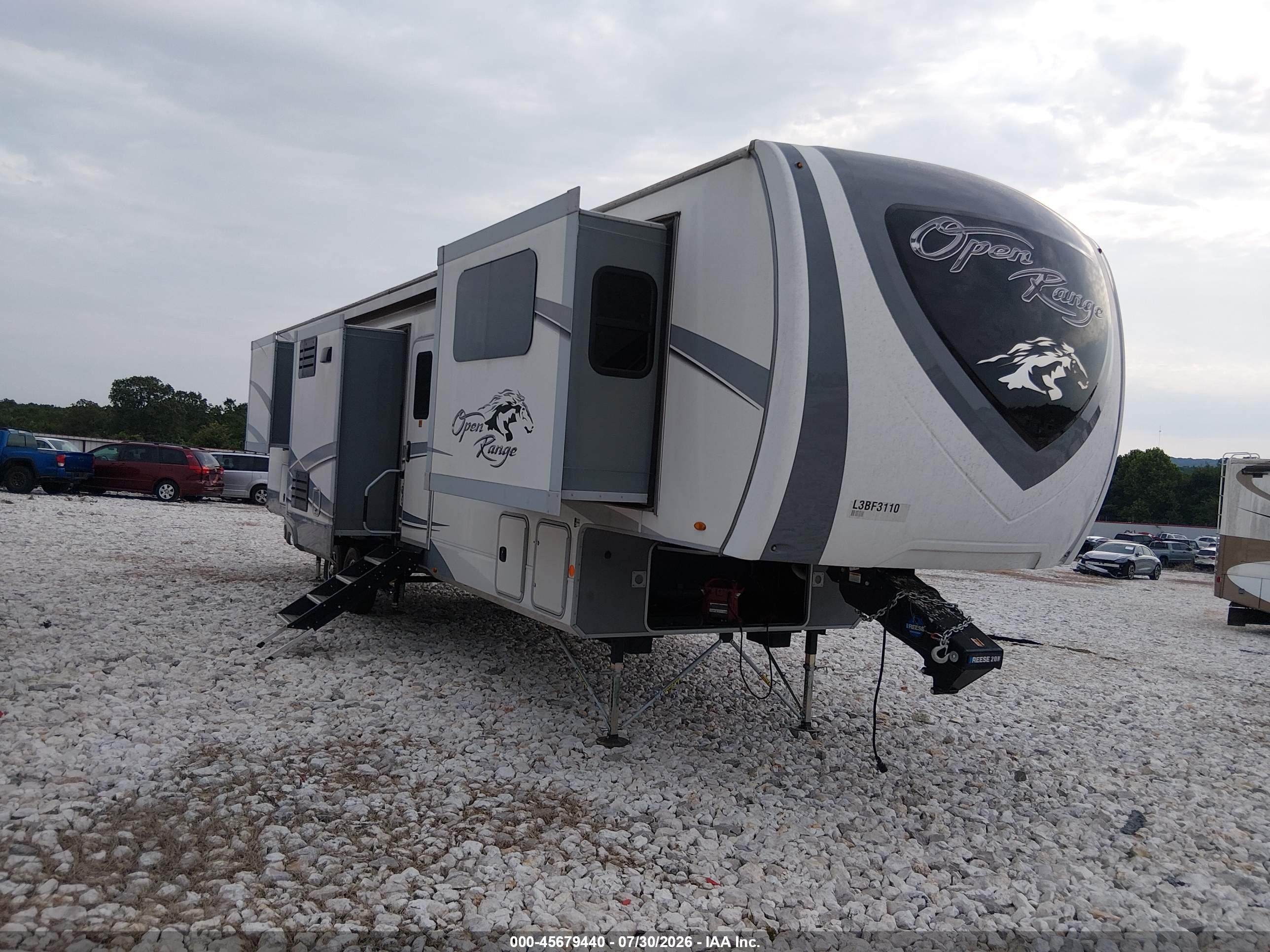 2020 Highland Ridge Open Range VIN 58TCH0BV8L3BF3110 — IAAI salvage auction photo