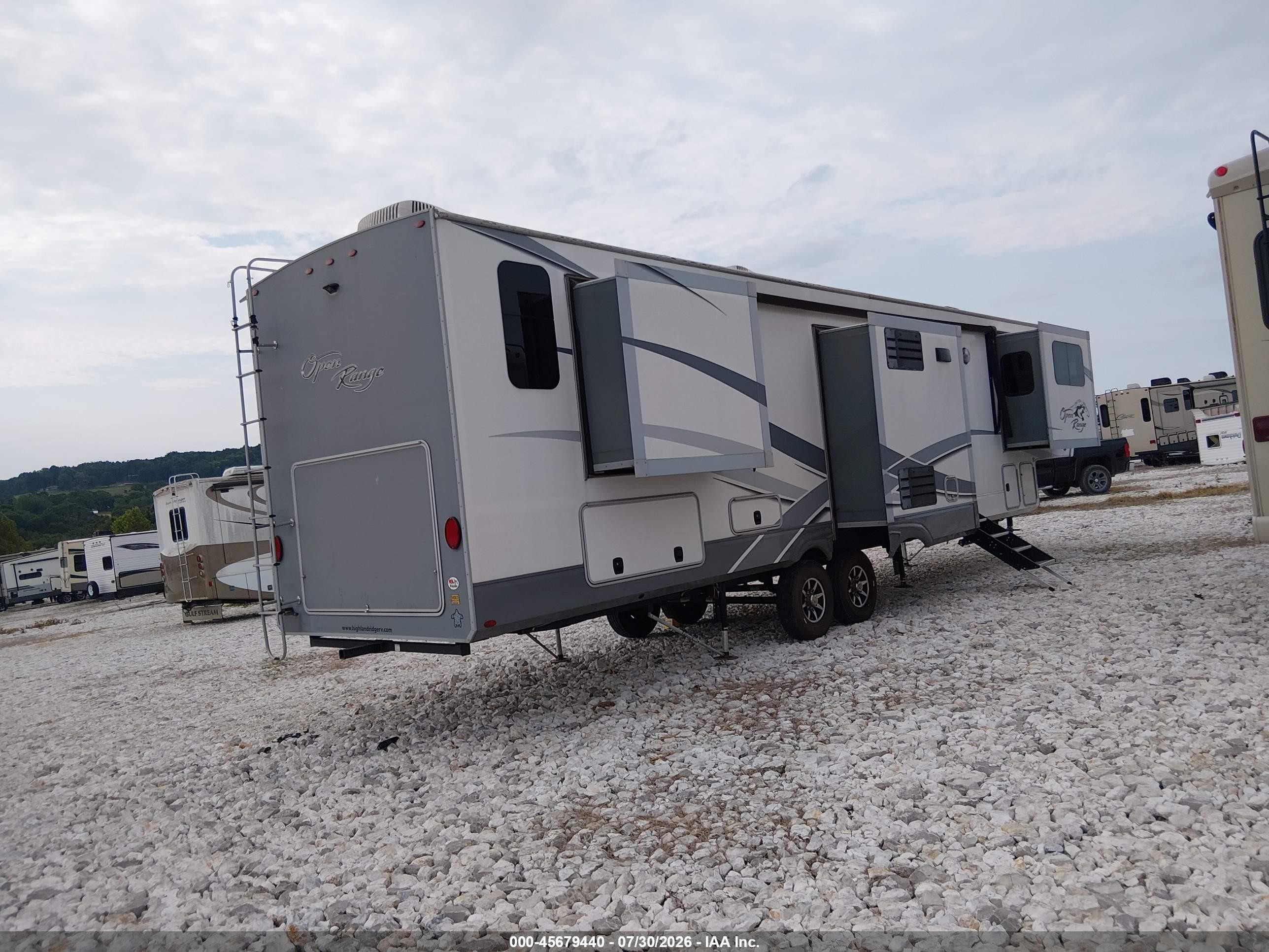 2020 Highland Ridge Open Range VIN 58TCH0BV8L3BF3110 IAAI salvage auction — Storm Damage, Clear (Arkansas), sold $18,500 on 2026-09-10 (photo 4)