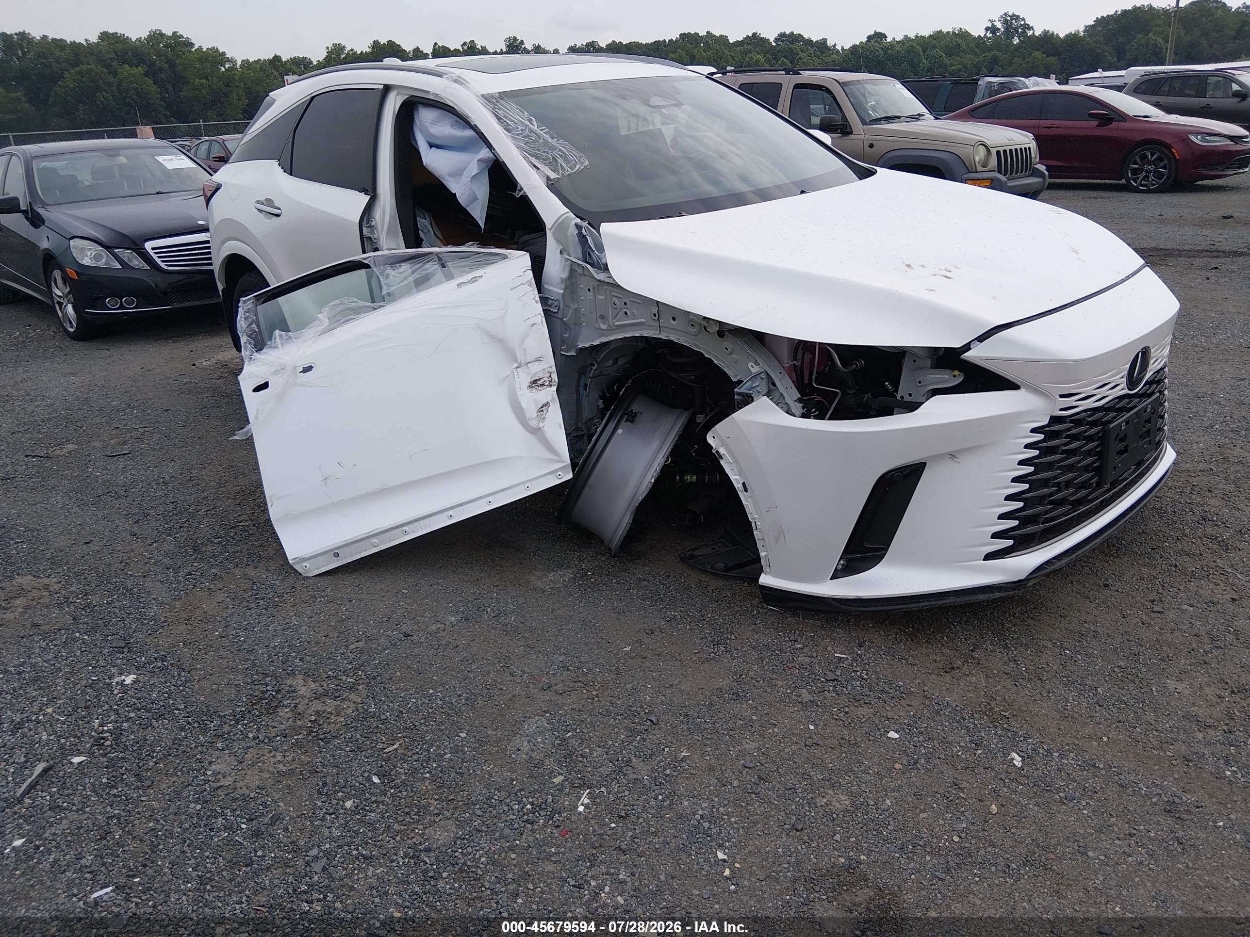 2025 Lexus RX 350h VIN 2T2BBMCAXSC076523 — IAAI salvage auction photo