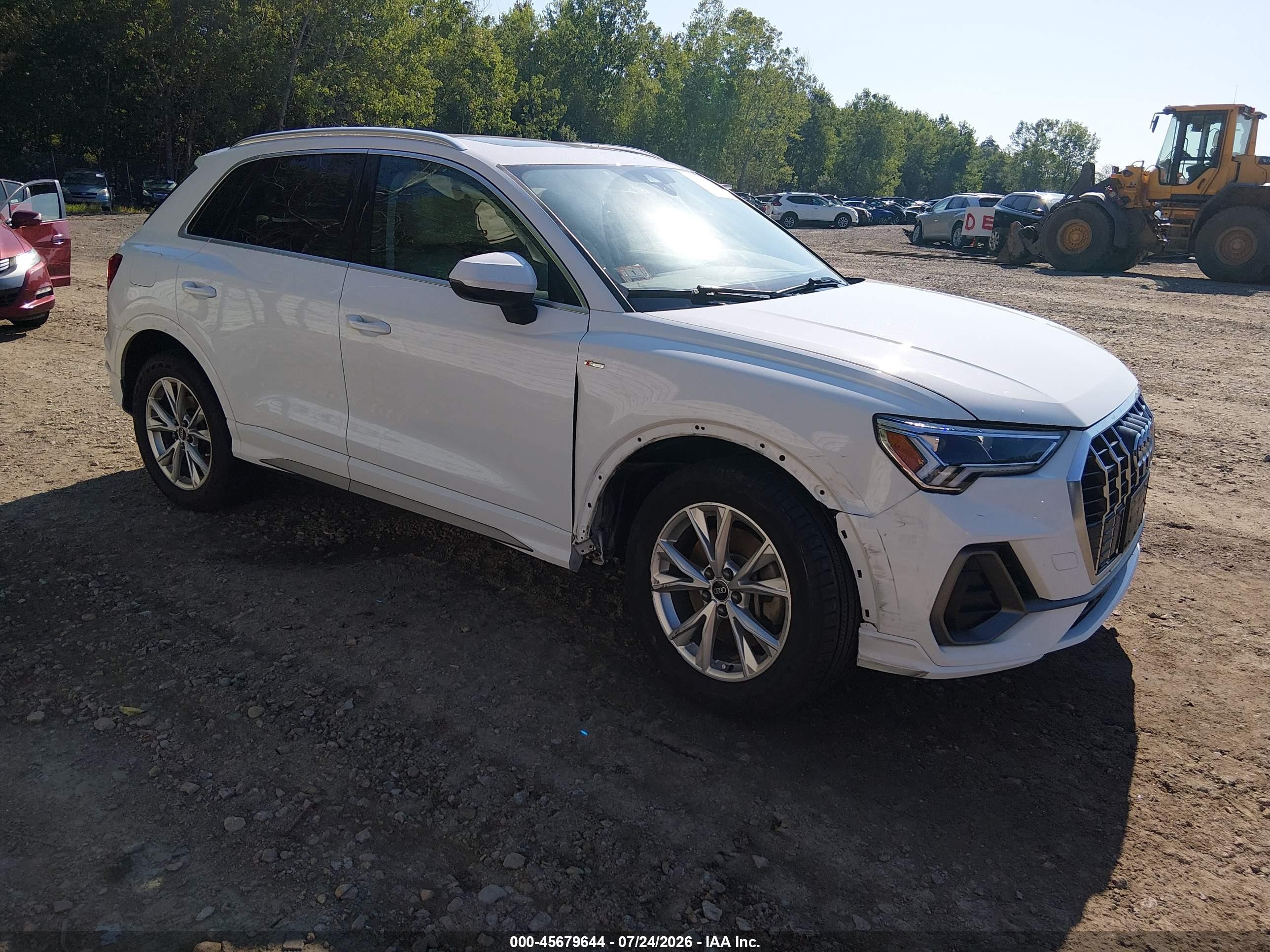 2024 Audi Q3 VIN WA1EECF38R1037812 IAAI salvage auction — Unknown, Salvage (Massachusetts), sold $11,000 on 2026-09-05 (photo 1)