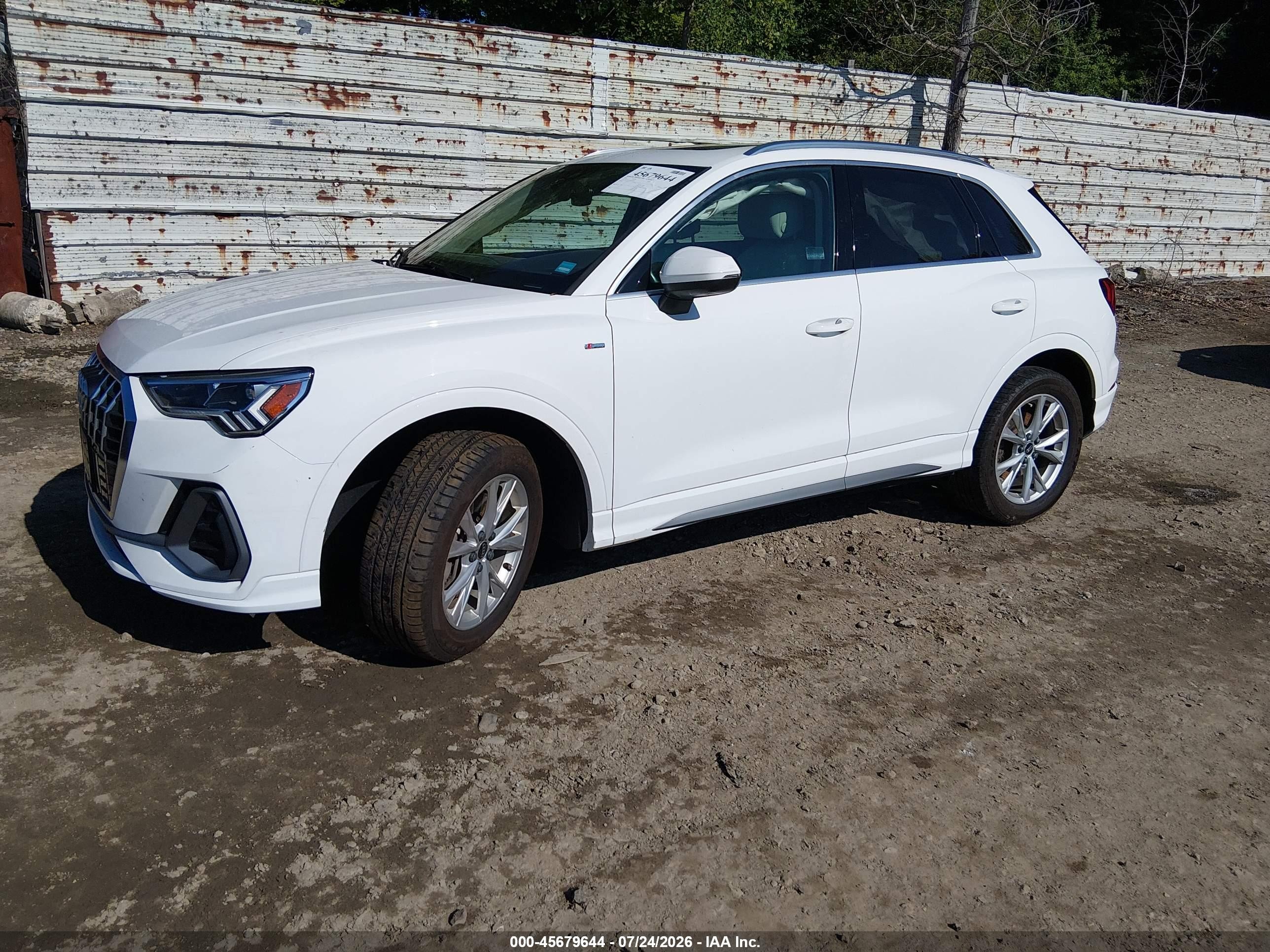 2024 Audi Q3 VIN WA1EECF38R1037812 IAAI salvage auction — Unknown, Salvage (Massachusetts), sold $11,000 on 2026-09-05 (photo 2)