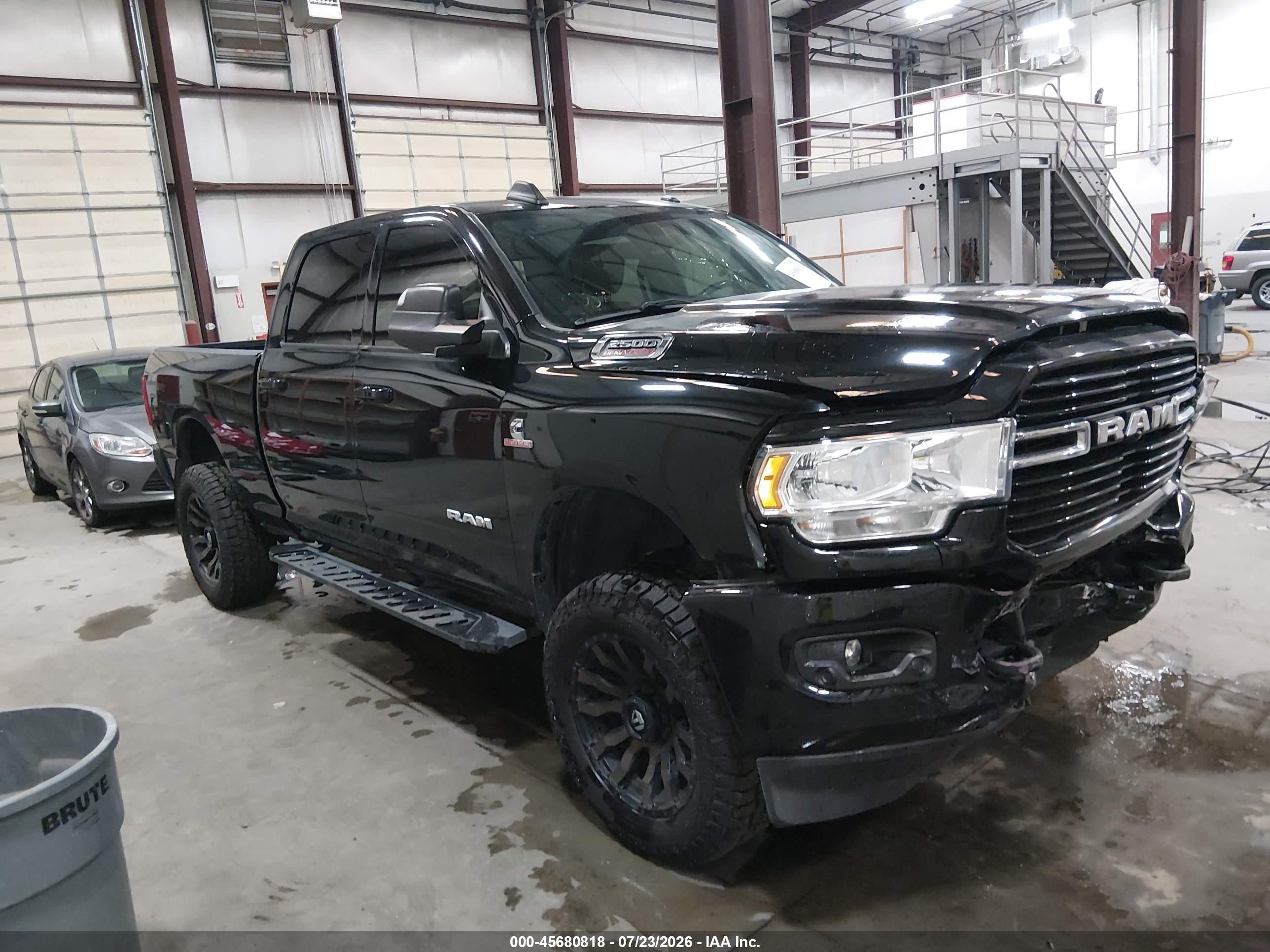 2021 Ram 2500 VIN 3C6UR5DL9MG621044 — IAAI salvage auction photo