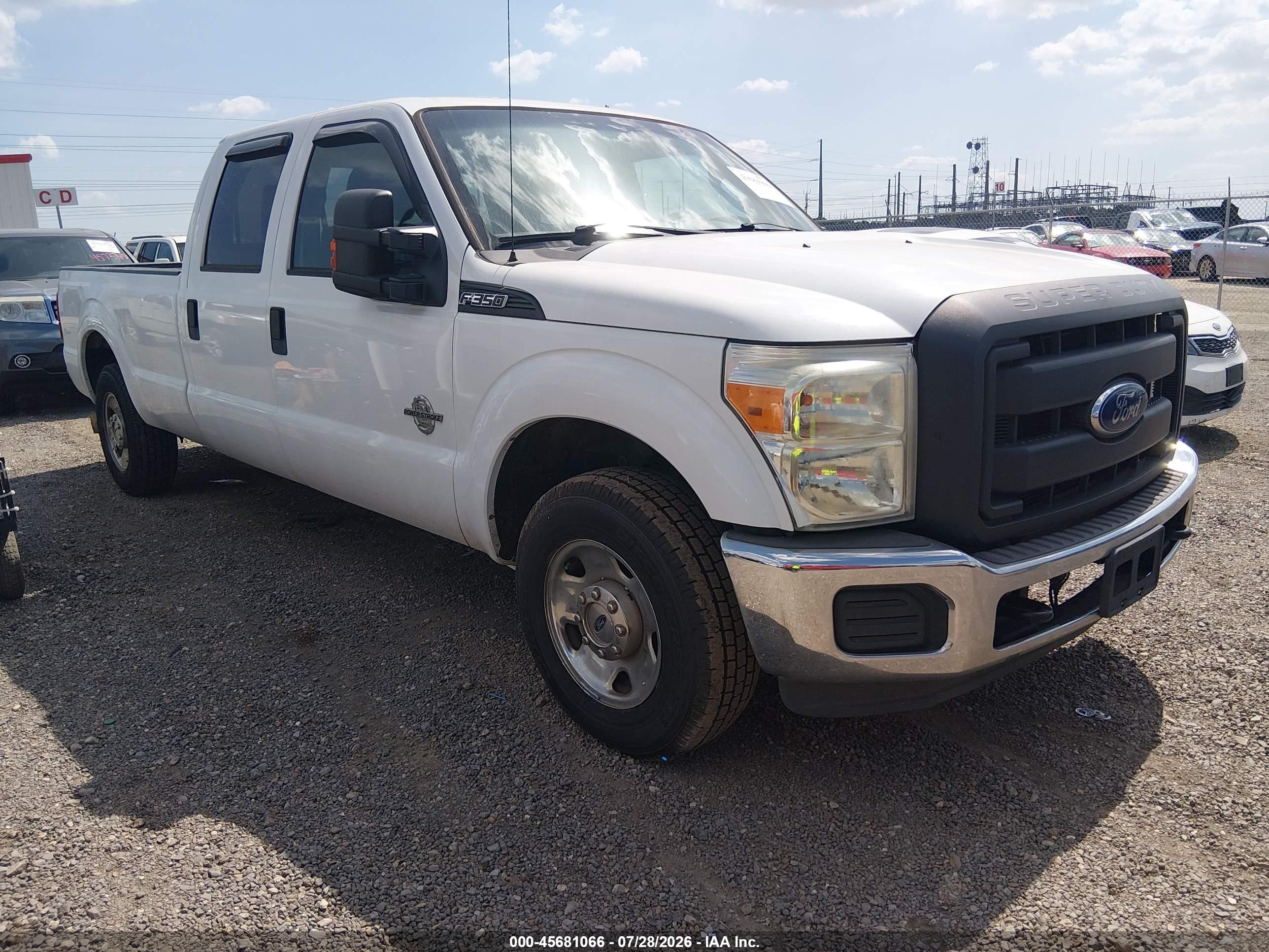 2013 Ford F-550 Super Duty VIN 1FT8W3AT8DEB00934 — IAAI salvage auction photo