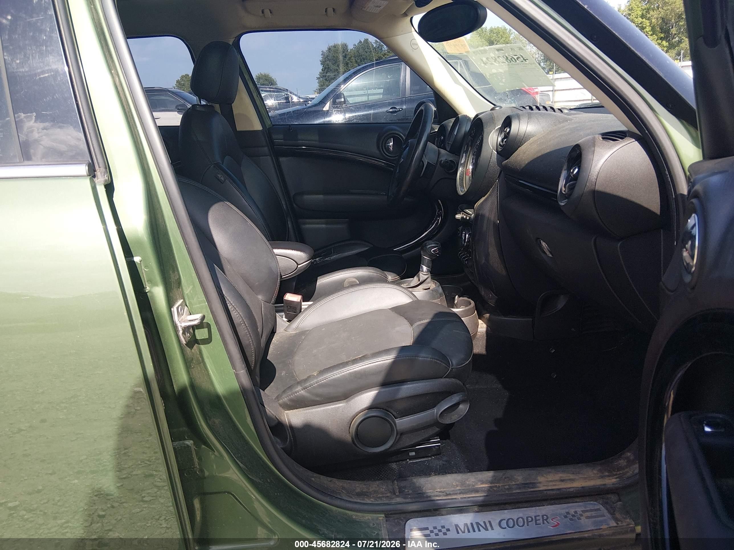 2015 Mini Countryman VIN WMWZC3C53FWT03509 IAAI salvage auction — Front End, Clear (Arkansas), sold $550 on 2026-09-09 (photo 5)