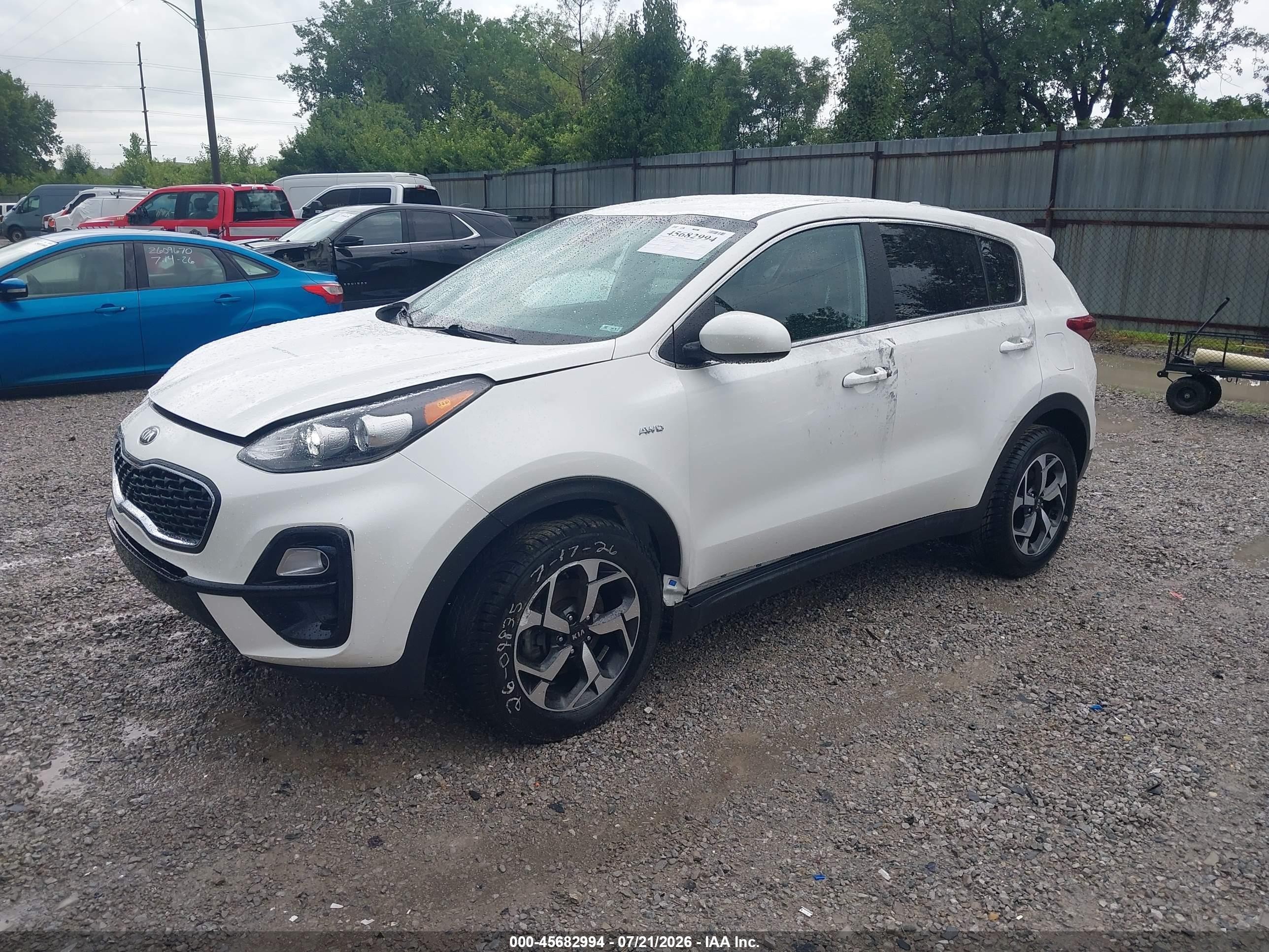 2022 Kia Sportage VIN KNDPMCAC3N7016737 IAAI salvage auction — Side, Salvage (Ohio), sold $3,825 on 2026-09-09 (photo 2)