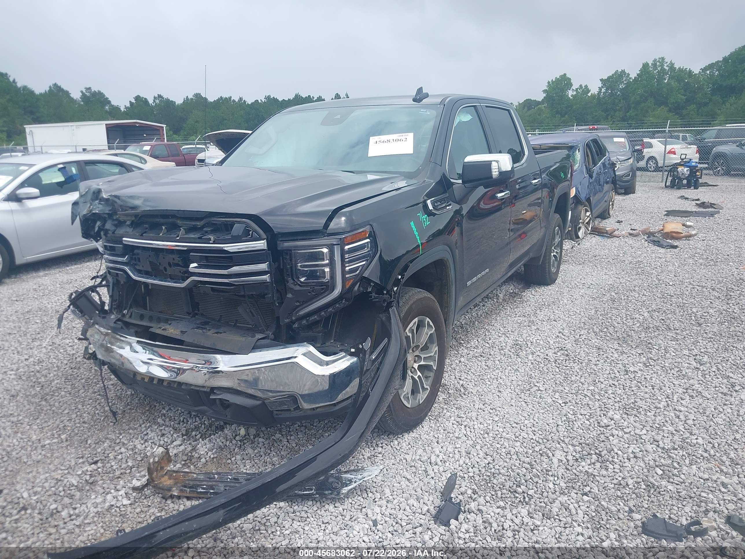 2025 GMC Sierra 1500 VIN 1GTPHDED7SZ123772 IAAI salvage auction — Front End, Salvage (Alabama), sold $13,200 on 2026-09-11 (photo 2)