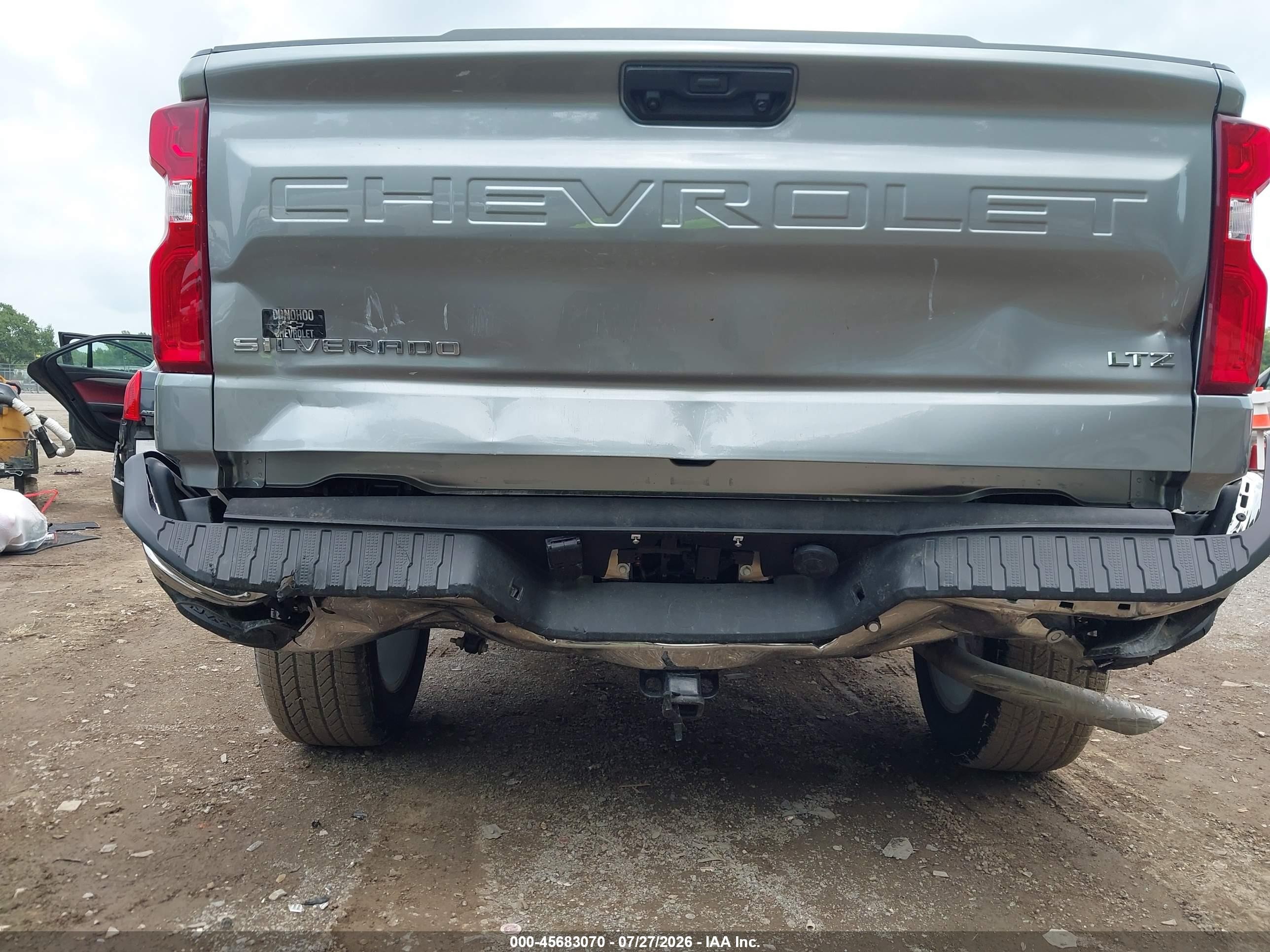 2026 Chevrolet Silverado VIN 2GCUKGED2T1173186 IAAI salvage auction — Rear End, Salvage (Tennessee), sold $26,500 on 2026-08-23 (photo 6)