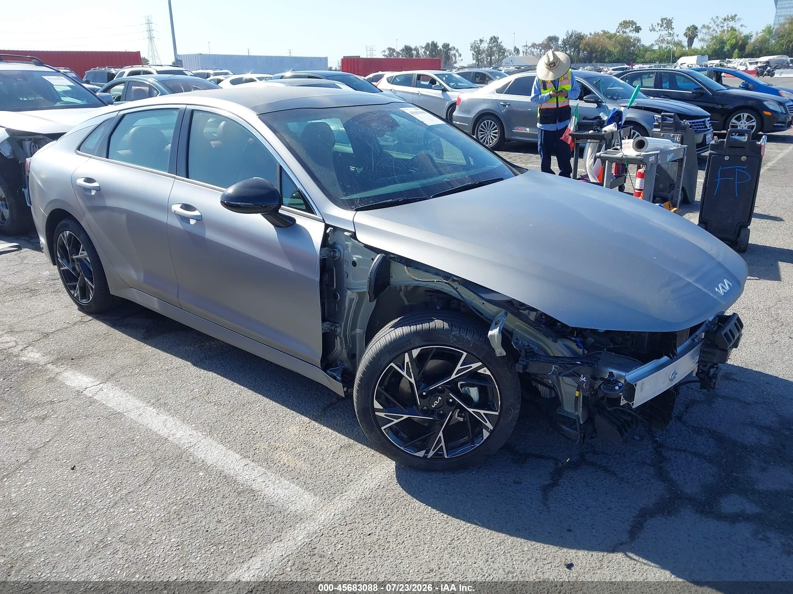 2025 Kia K5 VIN KNAG64J76S5352826 — IAAI salvage auction photo