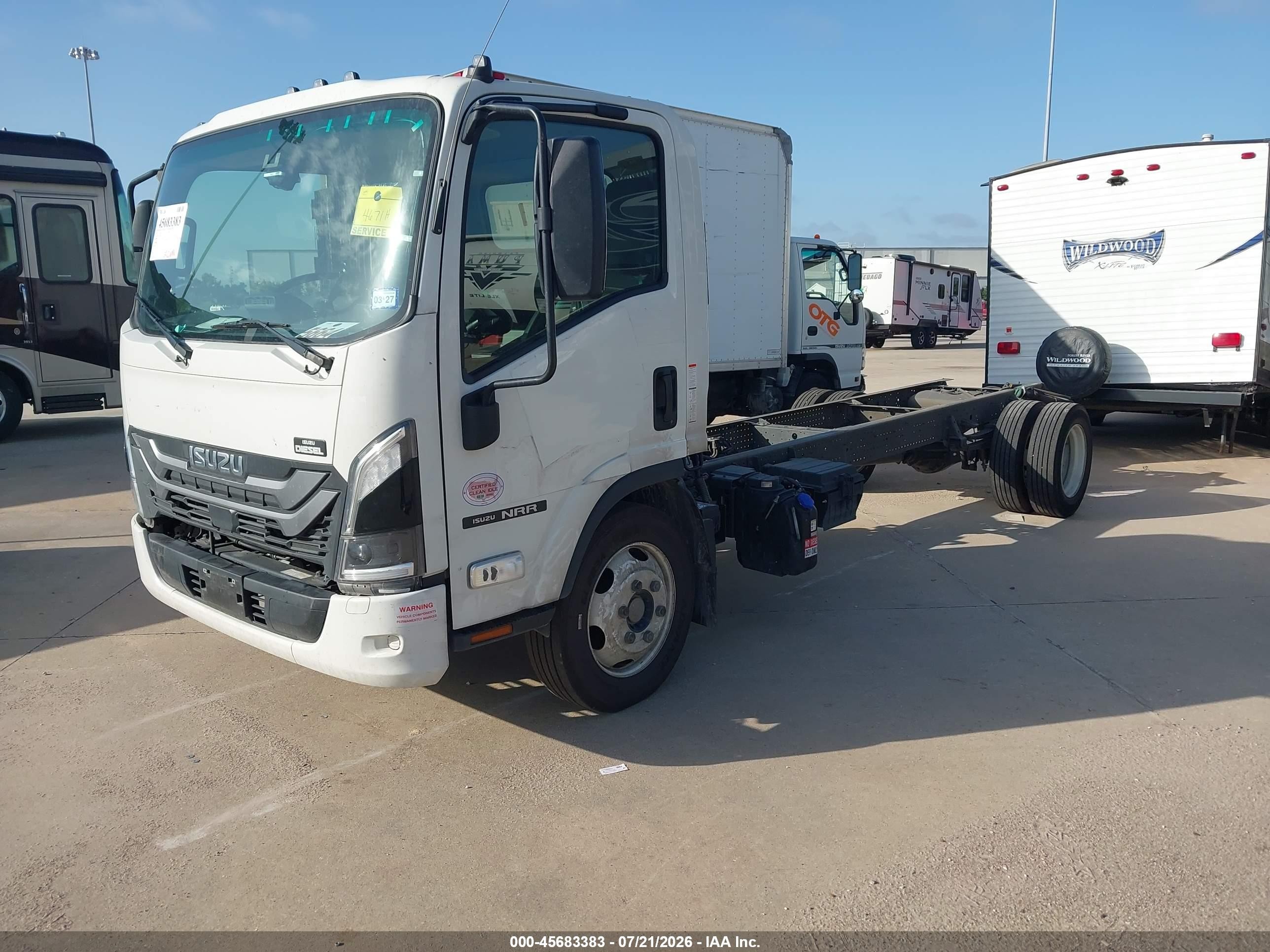 2025 Isuzu VIN JALE5W162S7P08451 IAAI salvage auction — Top/Roof, Enterprise Vehicles Clear Only (Texas), sold $19,300 on 2026-07-23 (photo 2)