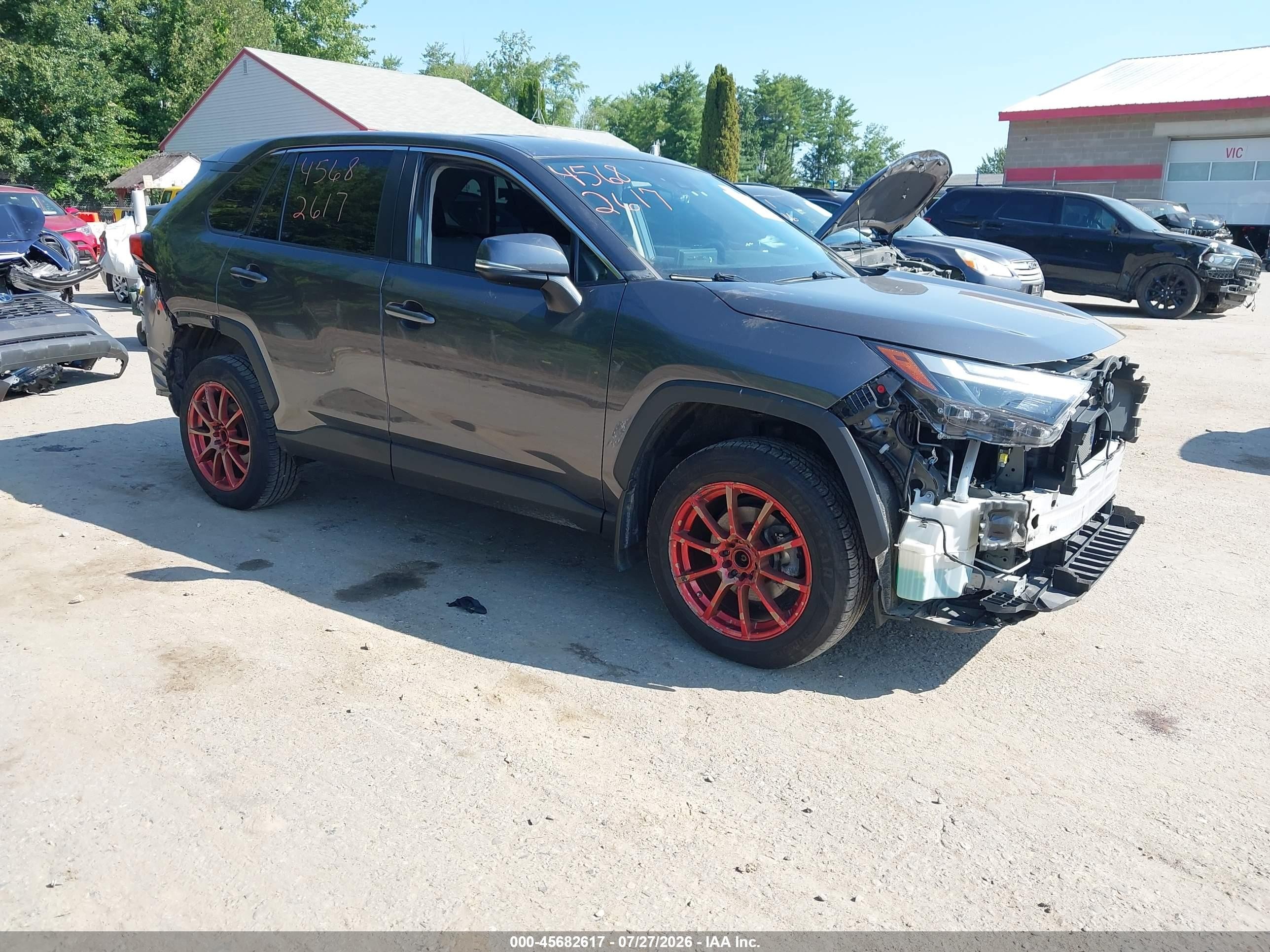2023 Toyota RAV4 VIN 2T3G1RFV2PC326912 — IAAI salvage auction photo