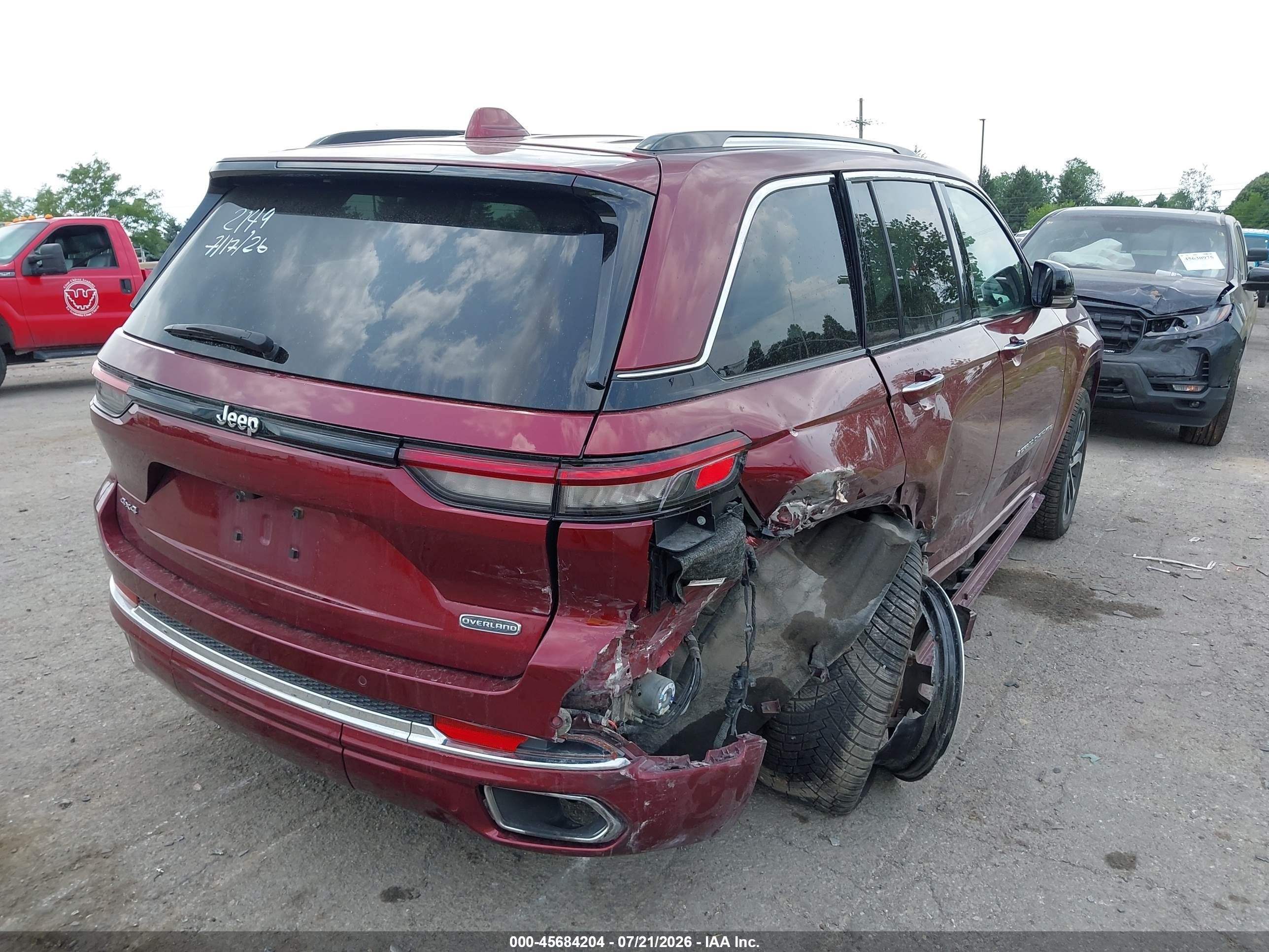 2022 Jeep Grand Cherokee VIN 1C4RJHDG4N8622149 IAAI salvage auction — Rear End, Scrap (Michigan), sold $7,700 on 2026-09-19 (photo 4)