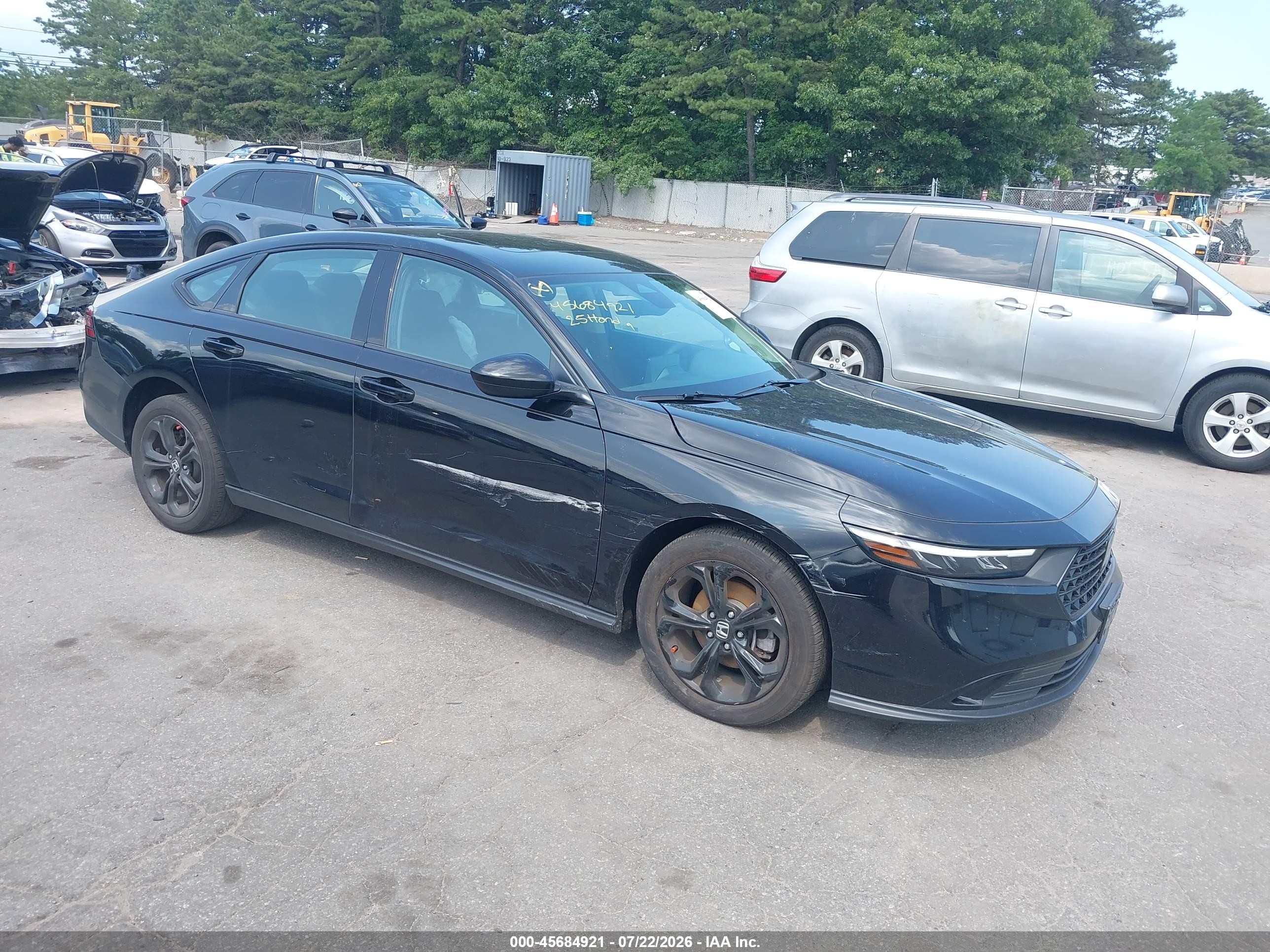 2025 Honda Accord VIN 1HGCY1F41SA038759 — IAAI salvage auction photo