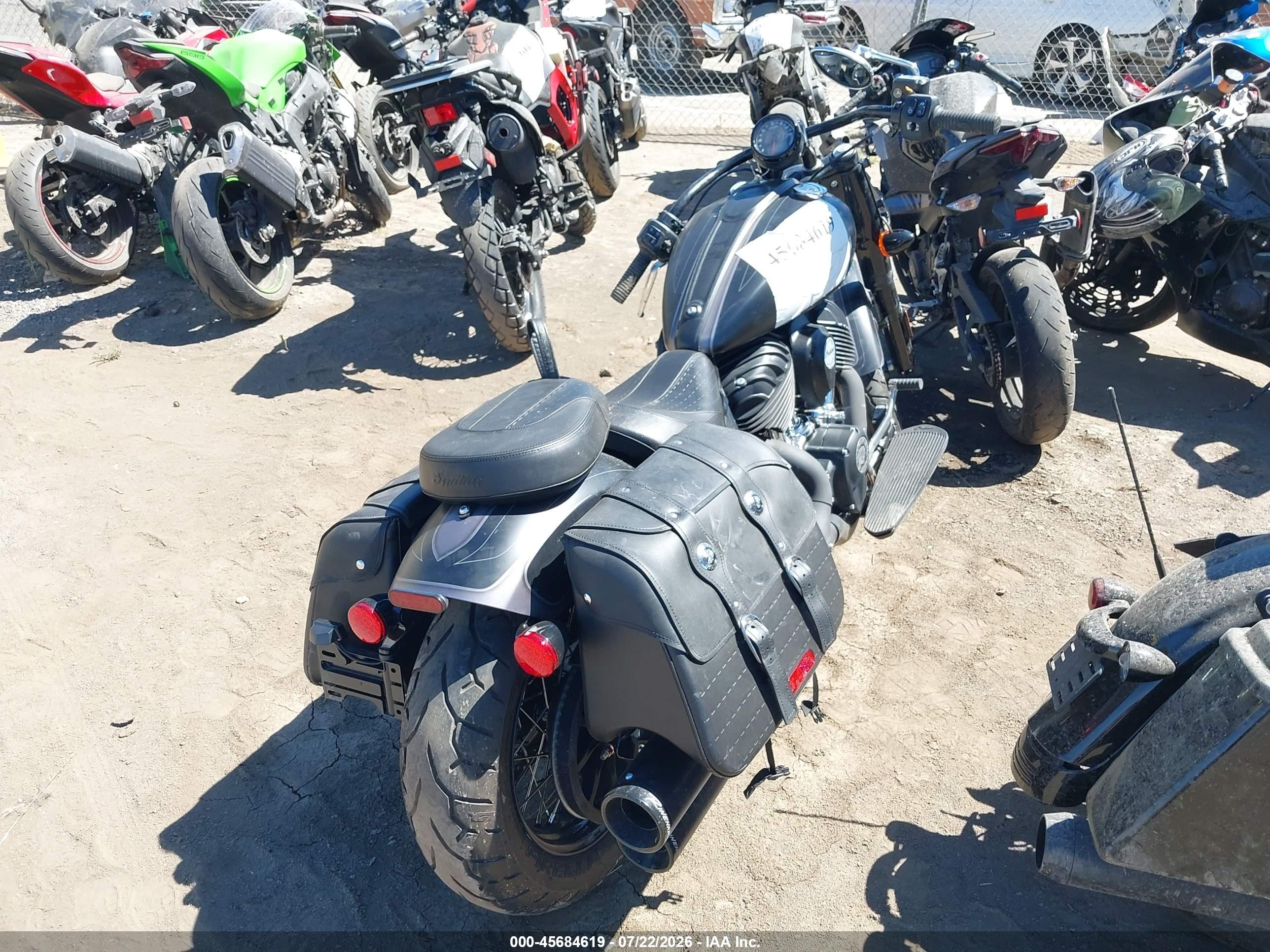 2022 Indian Motorcycle Co. Super Chief VIN 56KDBBAG9N3004874 IAAI salvage auction — Front End, Salvage (California), sold $2,575 on 2026-09-22 (photo 4)