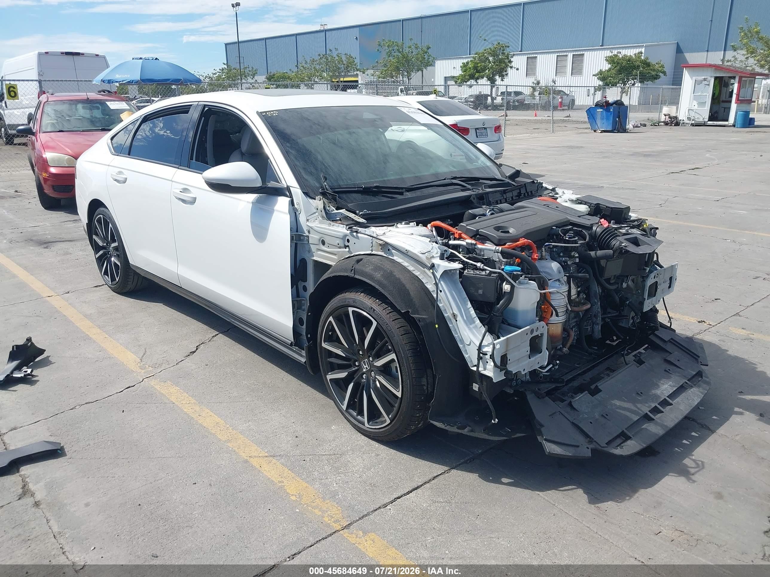 2025 Honda Accord VIN 1HGCY2F80SA036882 — IAAI salvage auction photo