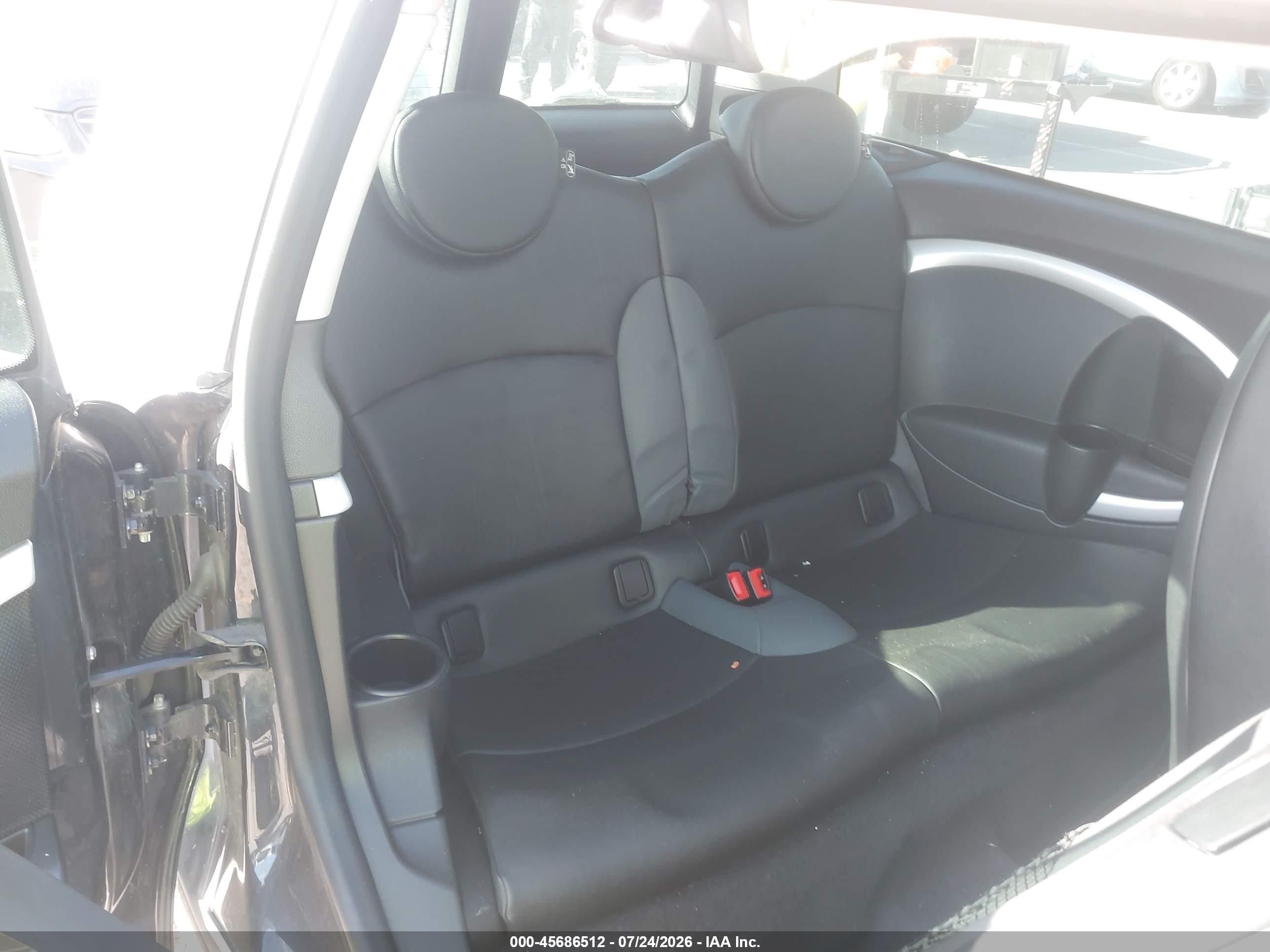 2009 Mini Cooper VIN WMWMM33599TP90745 IAAI salvage auction — Front End, Salvage (California), sold $300 on 2026-09-10 (photo 8)