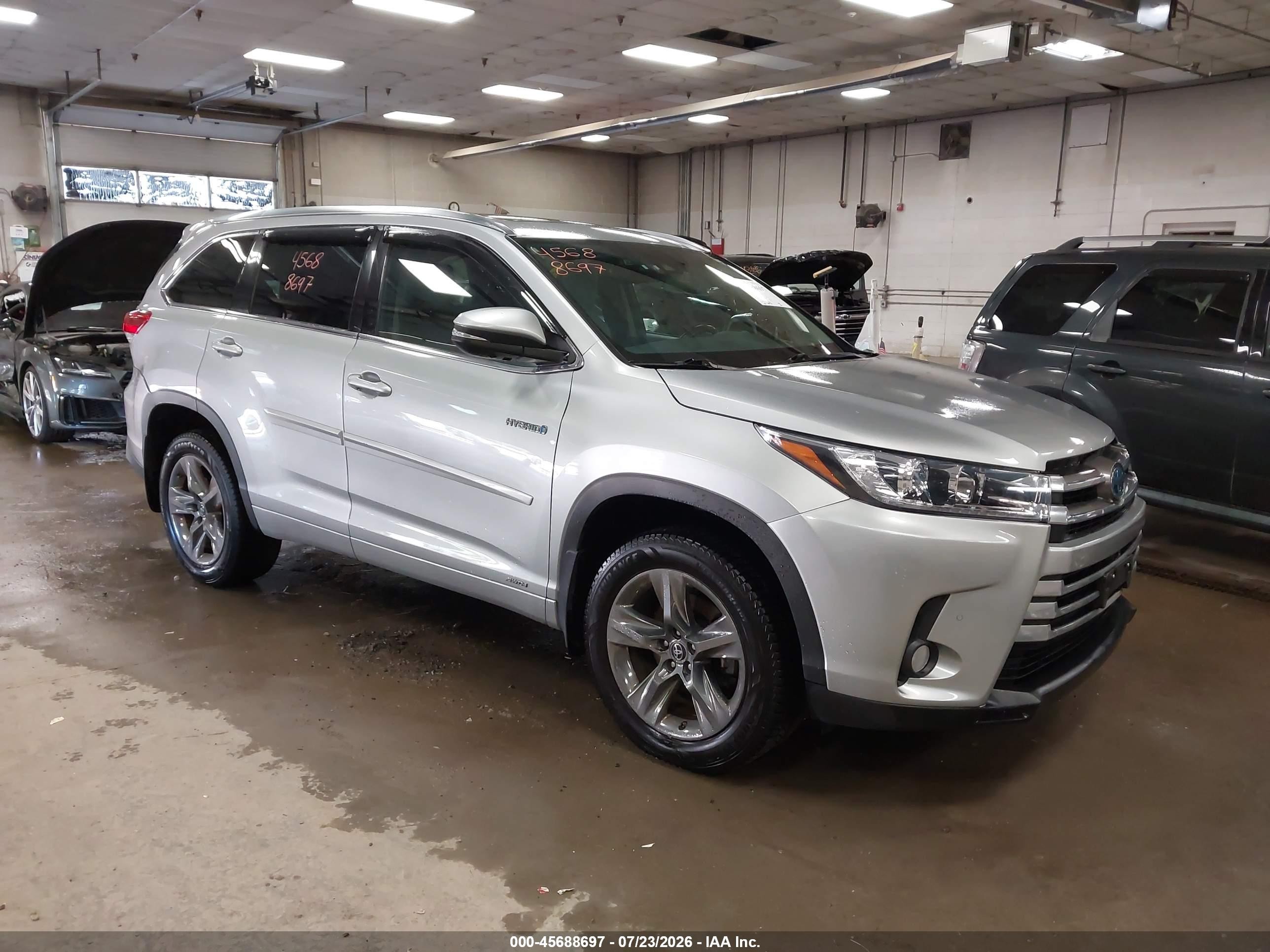 2017 Toyota Highlander Hybrid VIN 5TDDGRFH7HS028269 — IAAI salvage auction photo