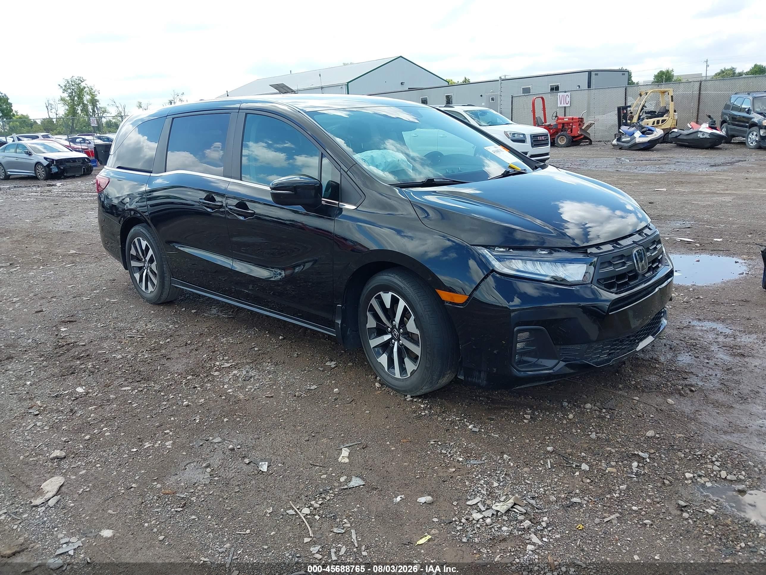 2025 Honda Odyssey VIN 5FNRL6H63SB005854 — IAAI salvage auction photo