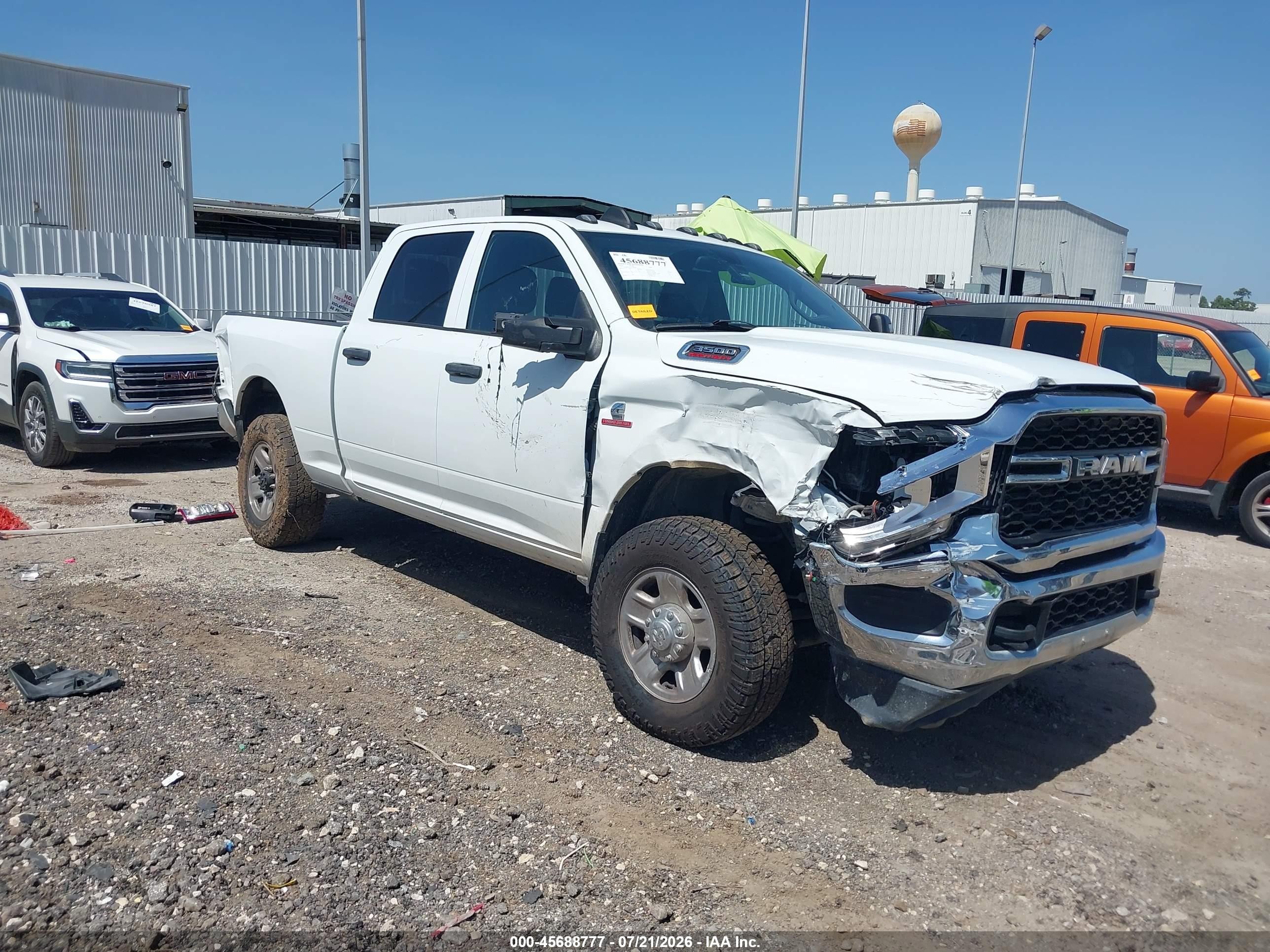 2024 Ram 3500 VIN 3C63R3CL2RG296049 — IAAI salvage auction photo