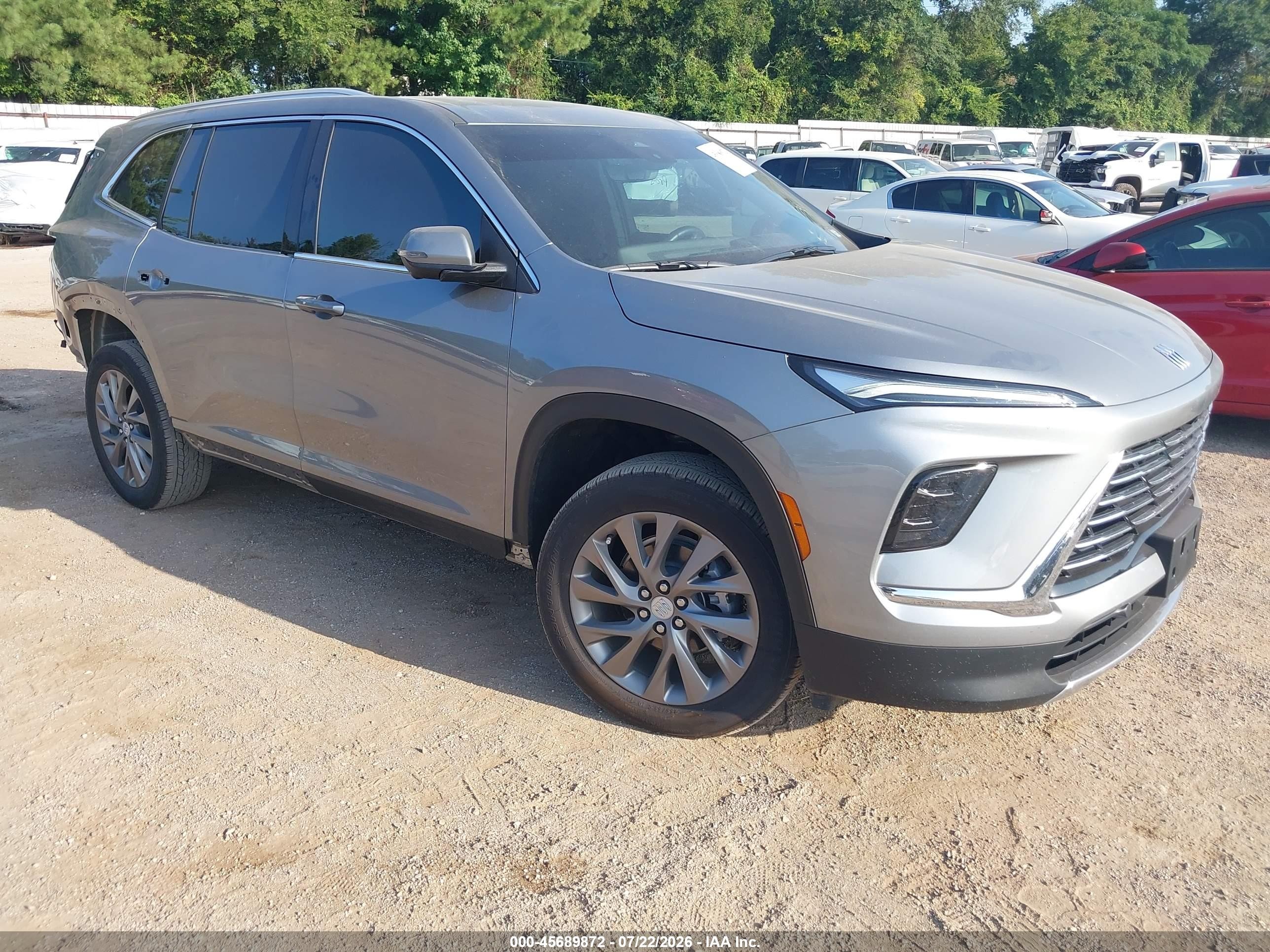 2026 Buick Enclave VIN 5GAERAKS0TJ208007 — IAAI salvage auction photo