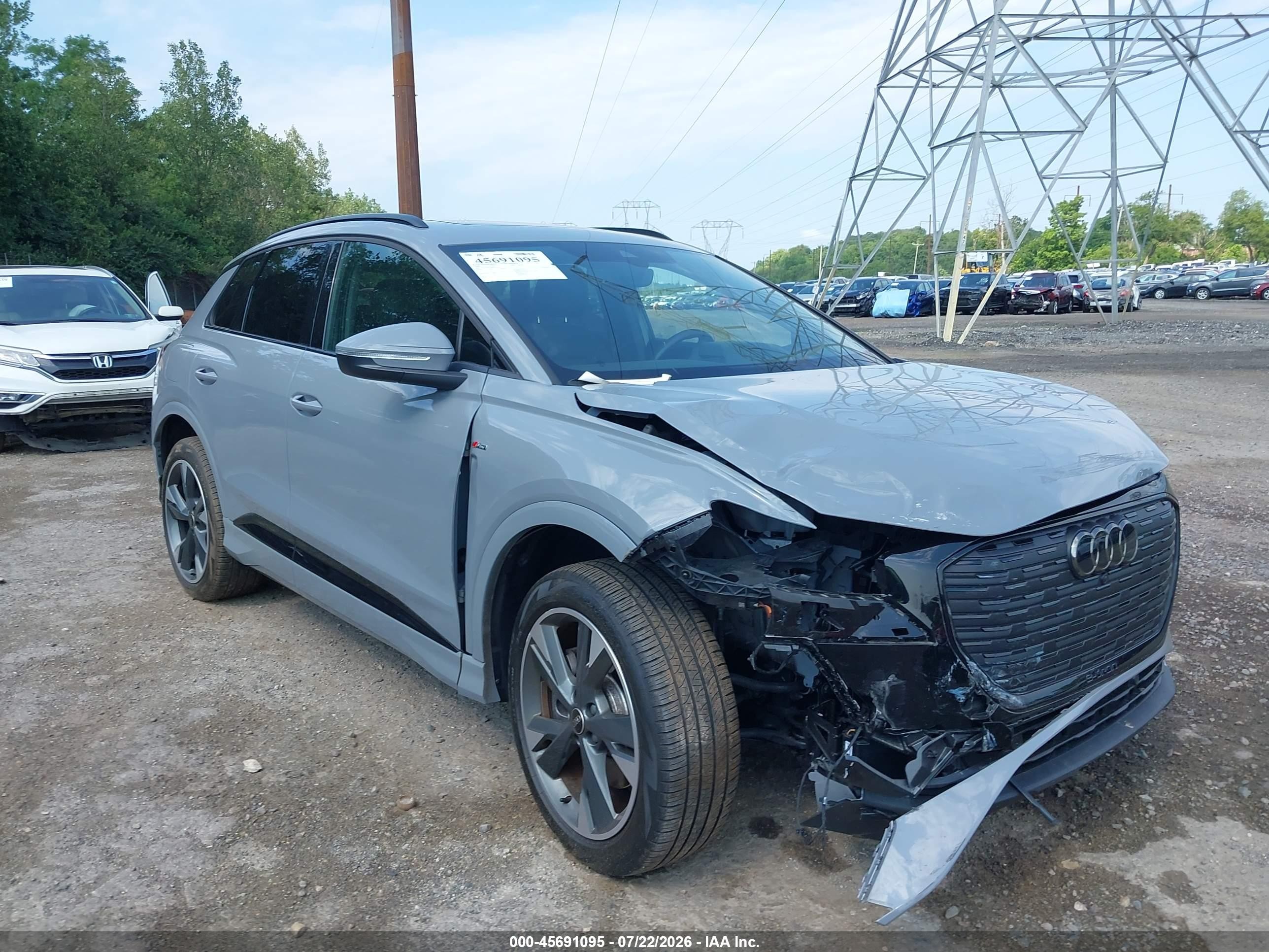 2024 Audi Q4 e-tron VIN WA1K2BFZ4RP014194 — IAAI salvage auction photo