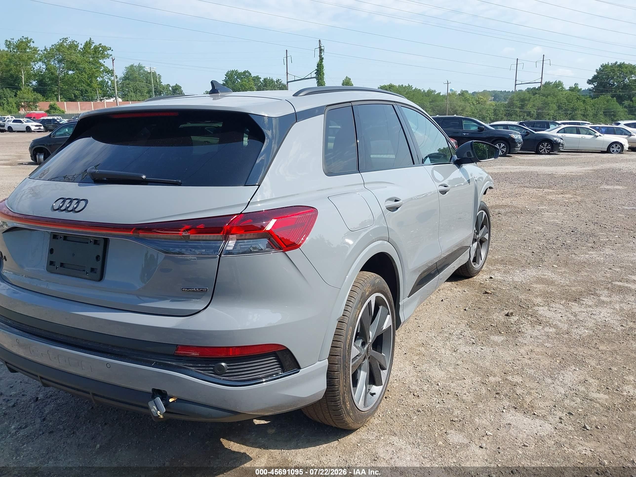 2024 Audi Q4 e-tron VIN WA1K2BFZ4RP014194 IAAI salvage auction — Front End, Salvage (Pennsylvania), sold $11,300 on 2026-09-13 (photo 4)