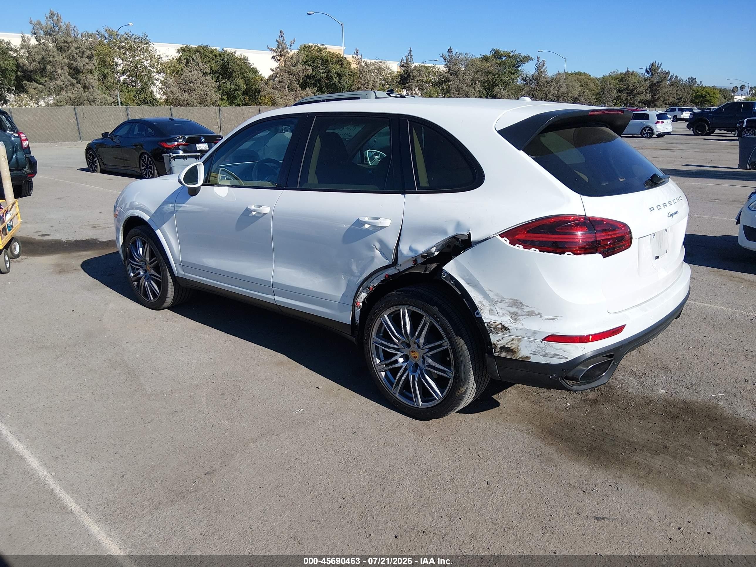 2017 Porsche Cayenne VIN WP1AA2A27HKA84264 IAAI salvage auction — Side, Salvage (California), sold $8,000 on 2026-09-06 (photo 3)