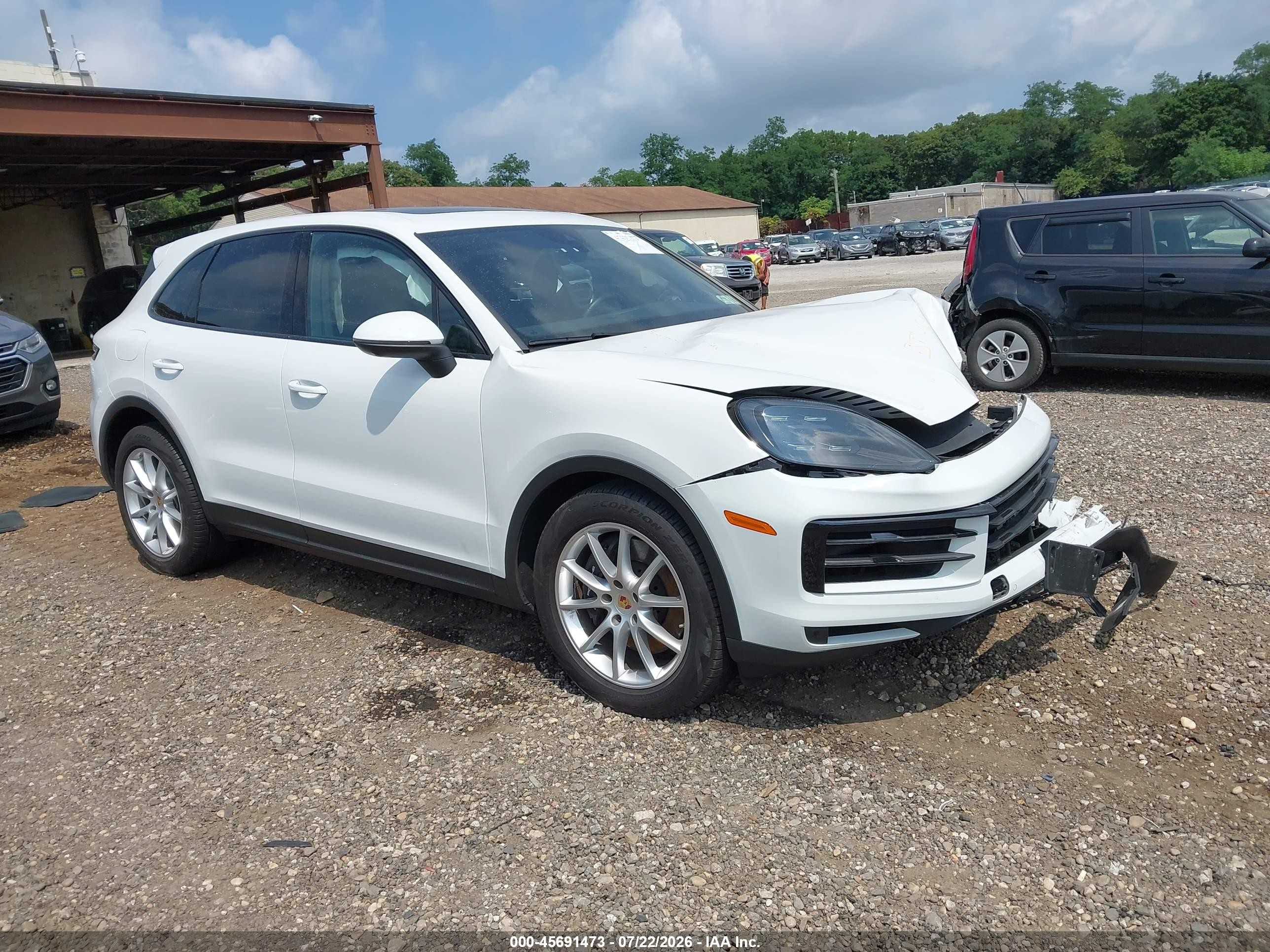 2024 Porsche Cayenne VIN WP1AA2AY6RDA12126 IAAI salvage auction — Front End, Mv-907A (New York), sold $18,300 on 2026-08-10 (photo 1)