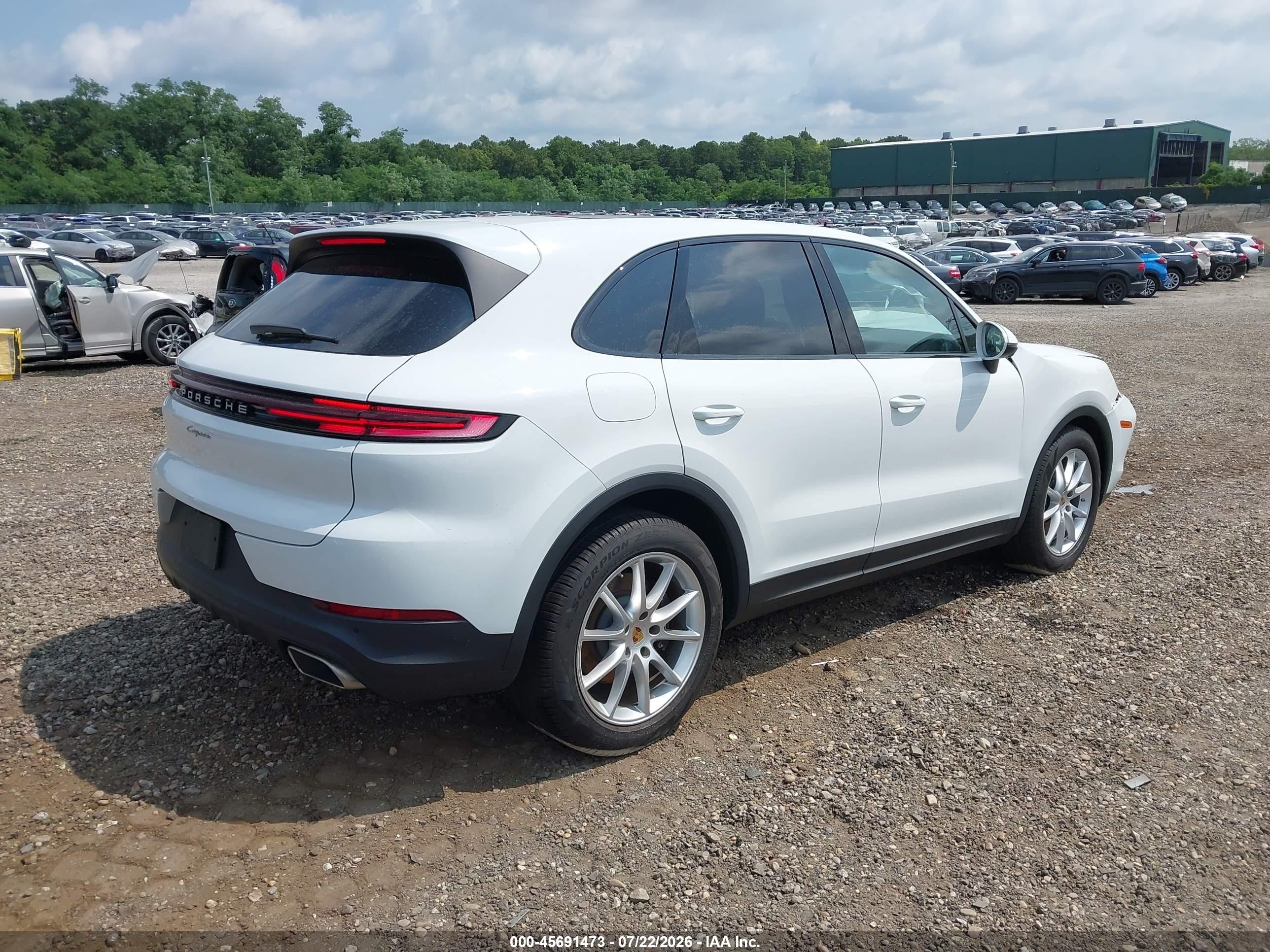 2024 Porsche Cayenne VIN WP1AA2AY6RDA12126 IAAI salvage auction — Front End, Mv-907A (New York), sold $18,300 on 2026-08-10 (photo 4)