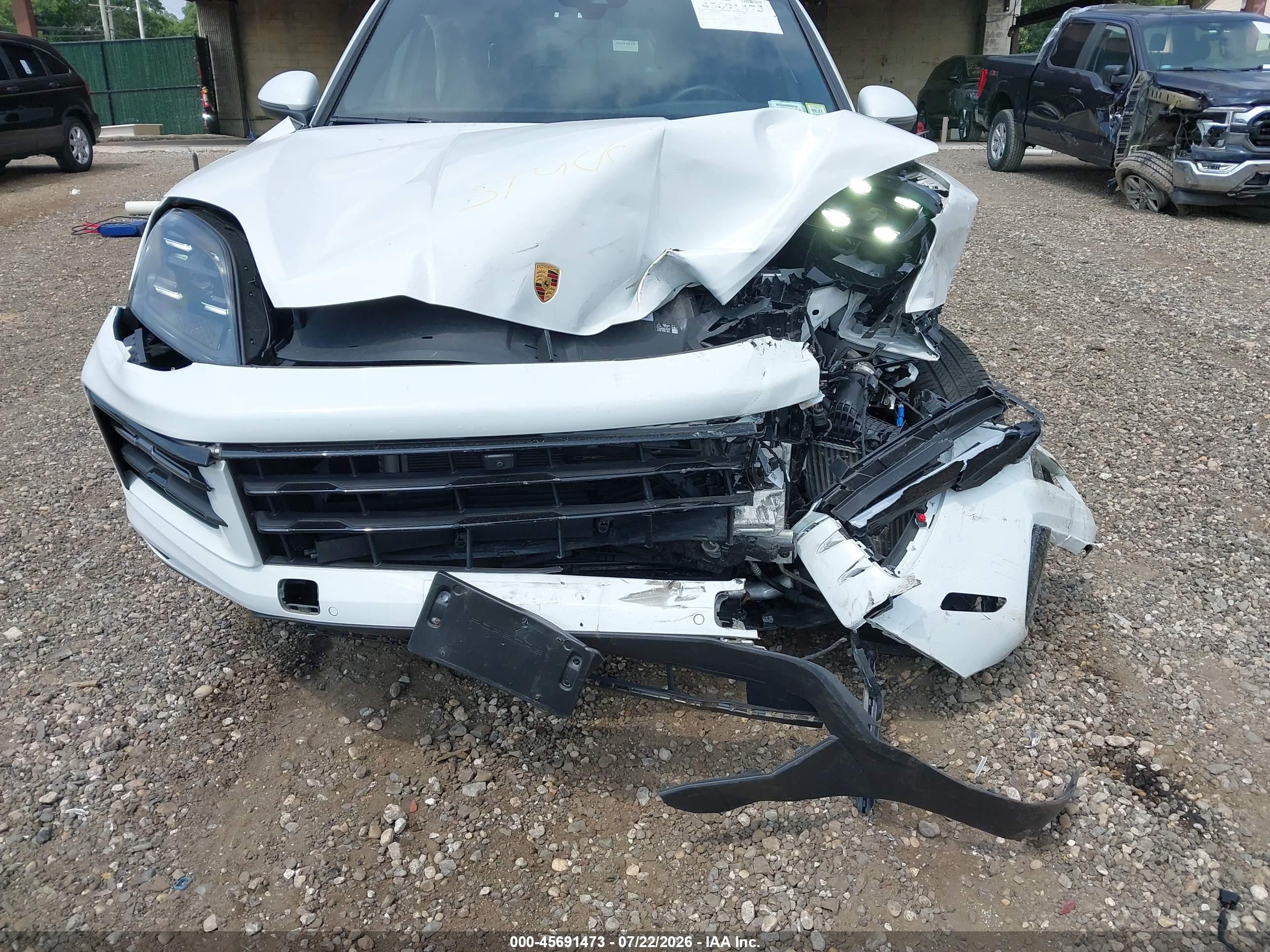 2024 Porsche Cayenne VIN WP1AA2AY6RDA12126 IAAI salvage auction — Front End, Mv-907A (New York), sold $18,300 on 2026-08-10 (photo 6)