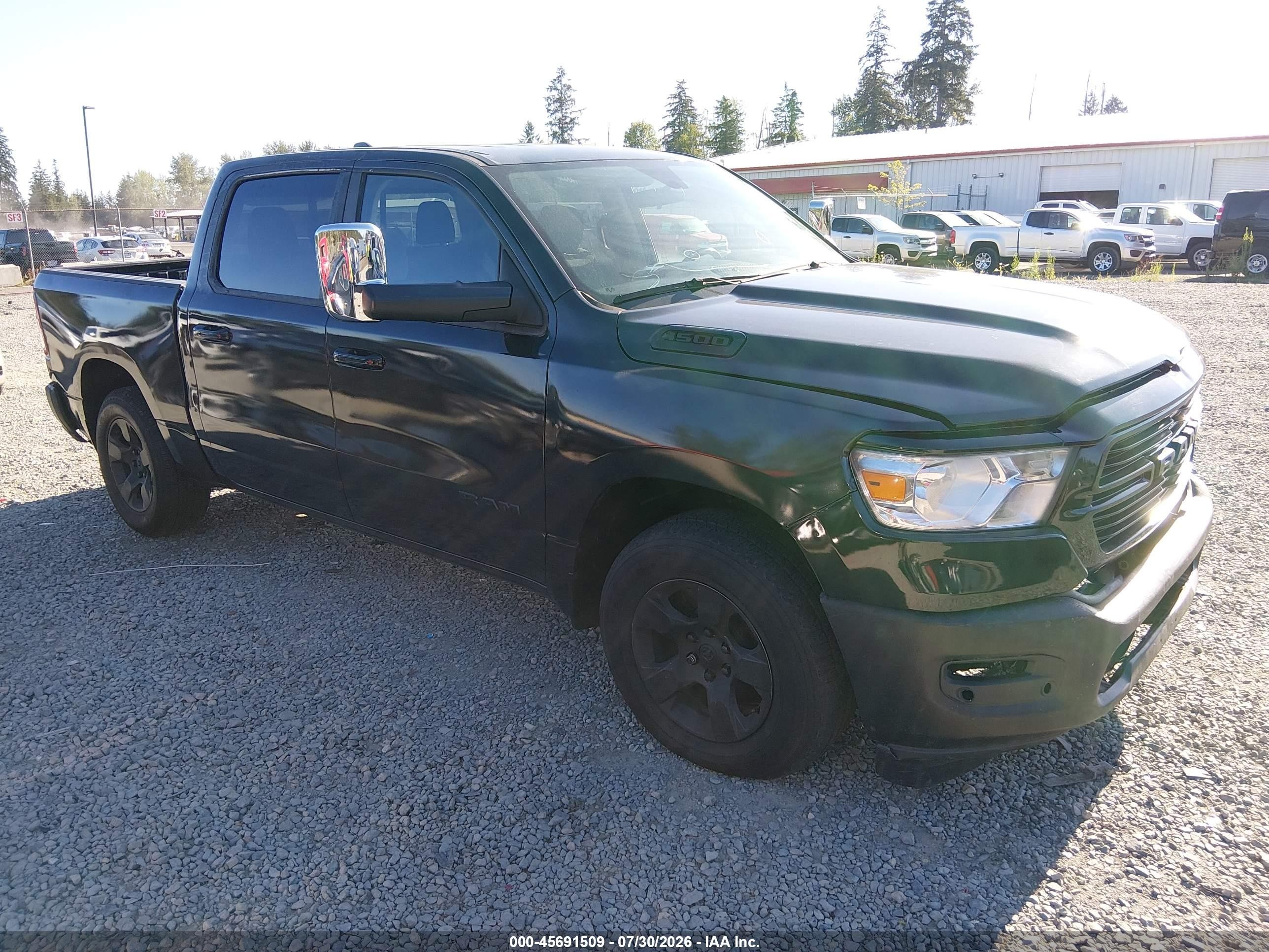 2020 Ram 1500 VIN 1C6RREFG1LN318156 — IAAI salvage auction photo