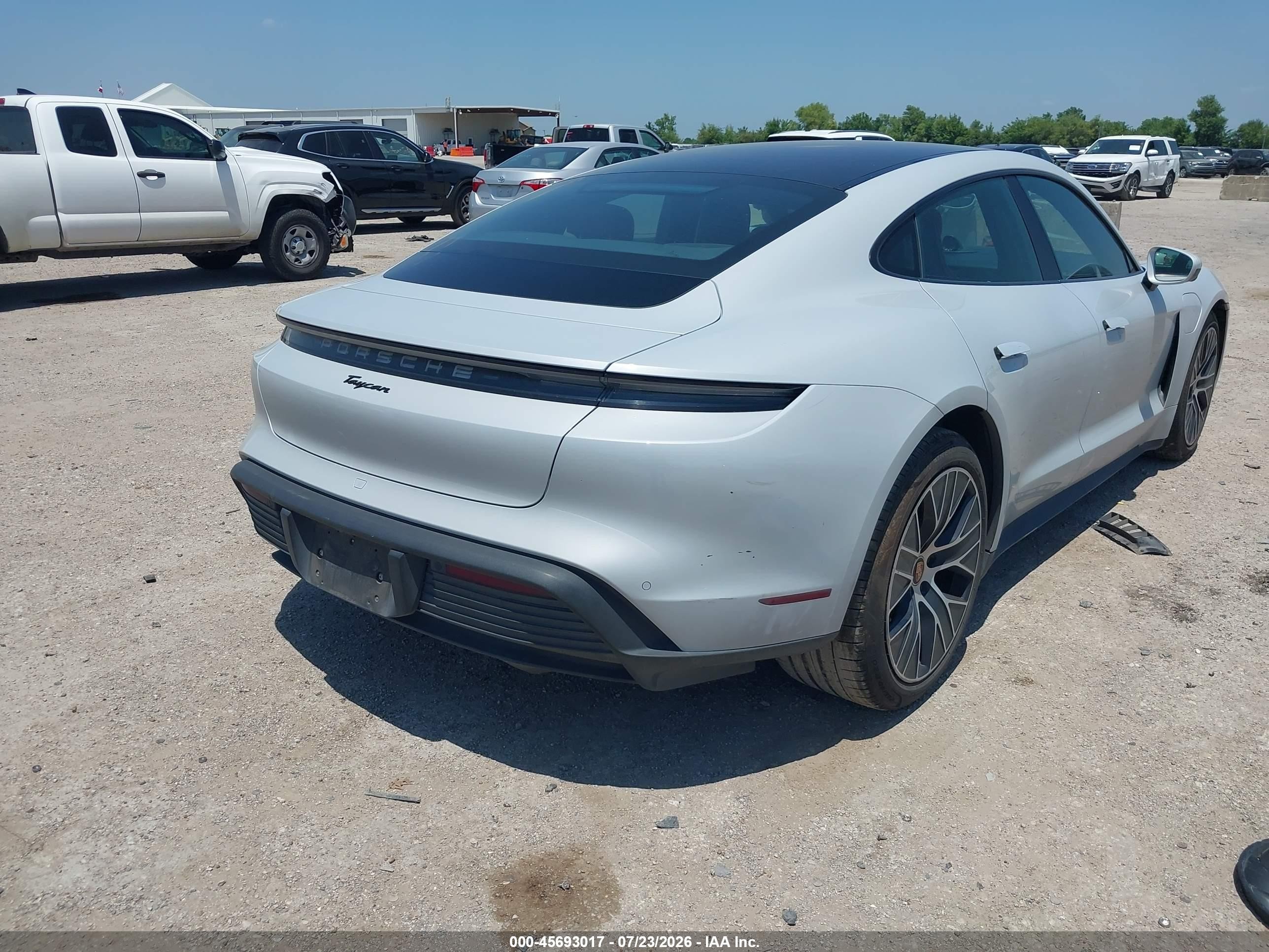 2022 Porsche Taycan VIN WP0AA2Y13NSA11065 IAAI salvage auction — Front End, Salvage (Texas), sold $20,600 on 2026-09-07 (photo 4)