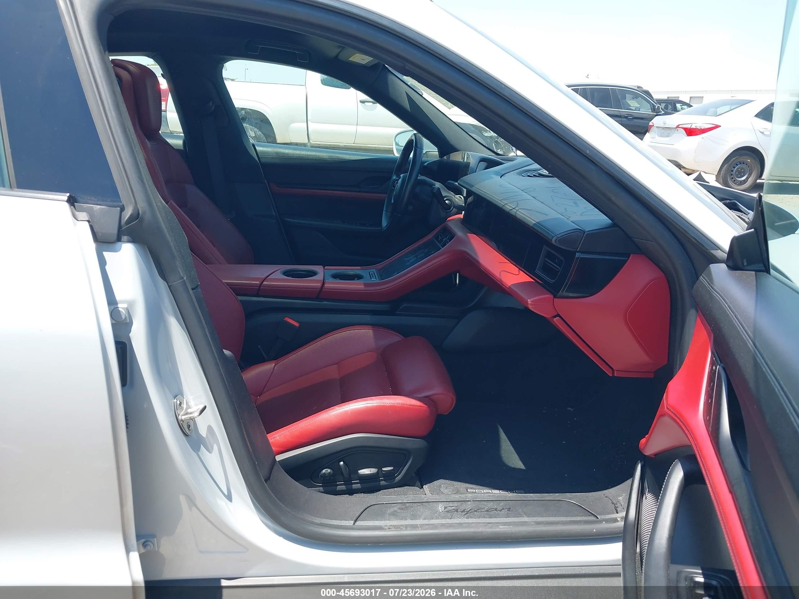 2022 Porsche Taycan VIN WP0AA2Y13NSA11065 IAAI salvage auction — Front End, Salvage (Texas), sold $20,600 on 2026-09-07 (photo 5)