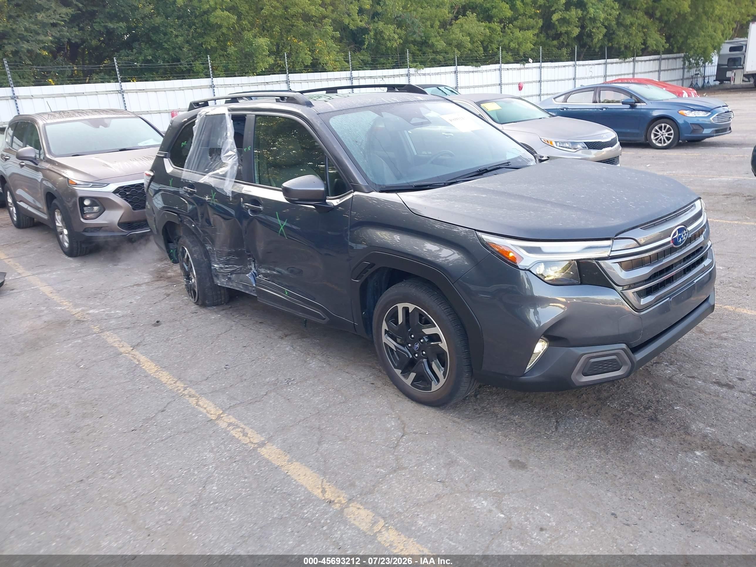 2025 Subaru Forester VIN JF2SLDRC1SH411241 — IAAI salvage auction photo