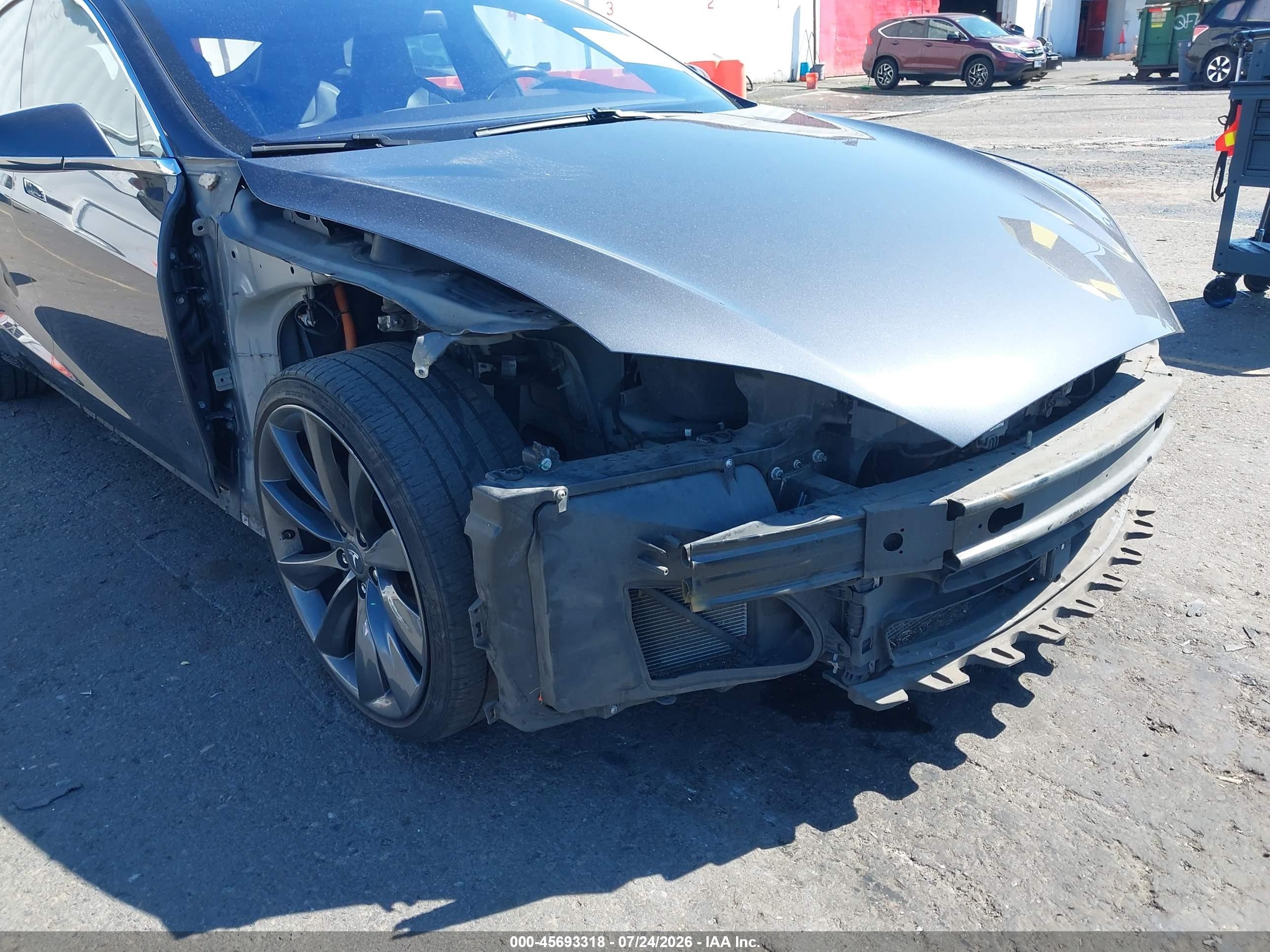 2016 Tesla Model s VIN 5YJSA1E21GF133917 IAAI salvage auction — Front End, Salvage (Oregon), sold $4,850 on 2026-10-11 (photo 6)