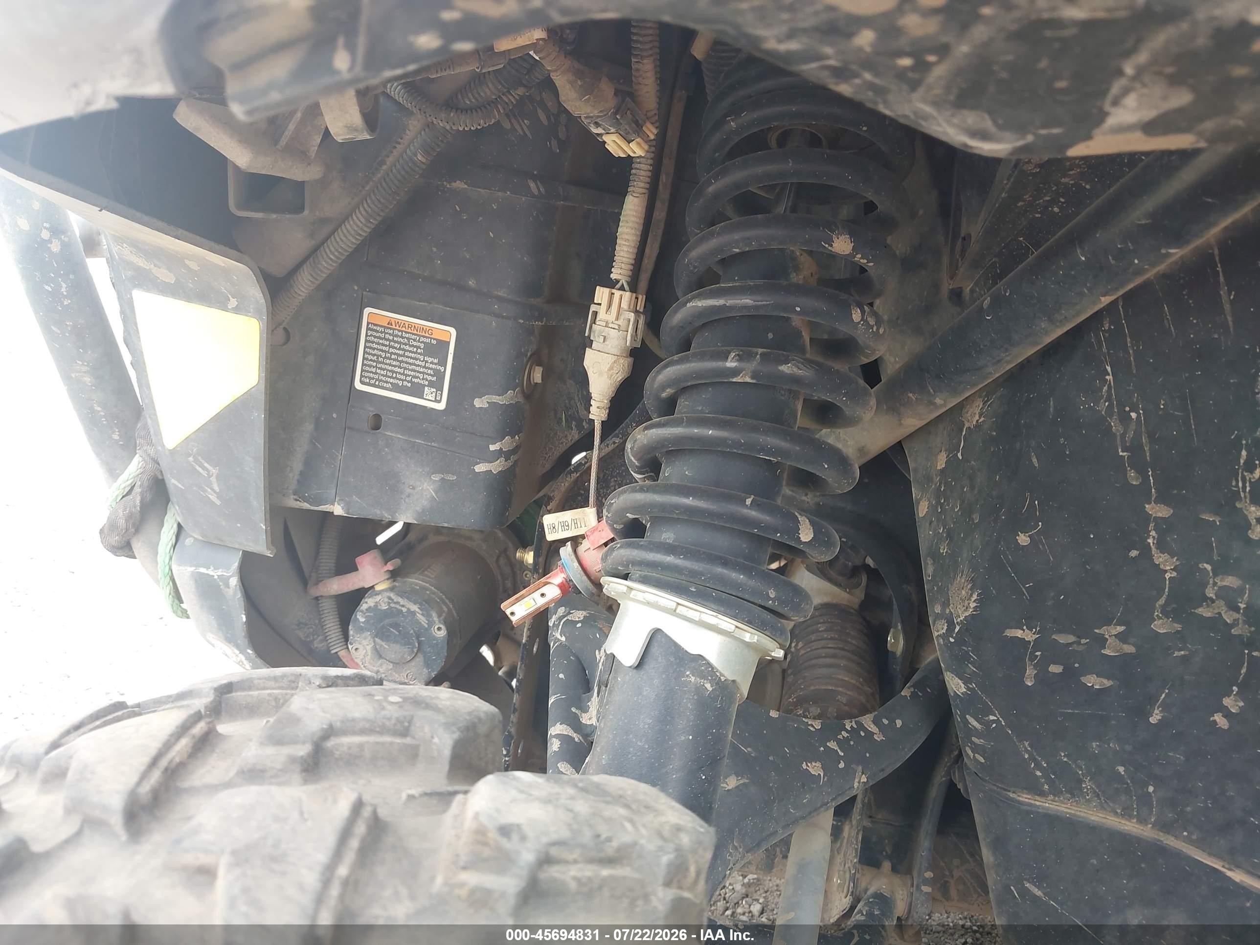 2024 Can-am/ brp Traxter VIN 3JBUUAX45RK002968 IAAI salvage auction — Rollover, Salvage (Idaho), sold $3,200 on 2026-09-09 (photo 9)
