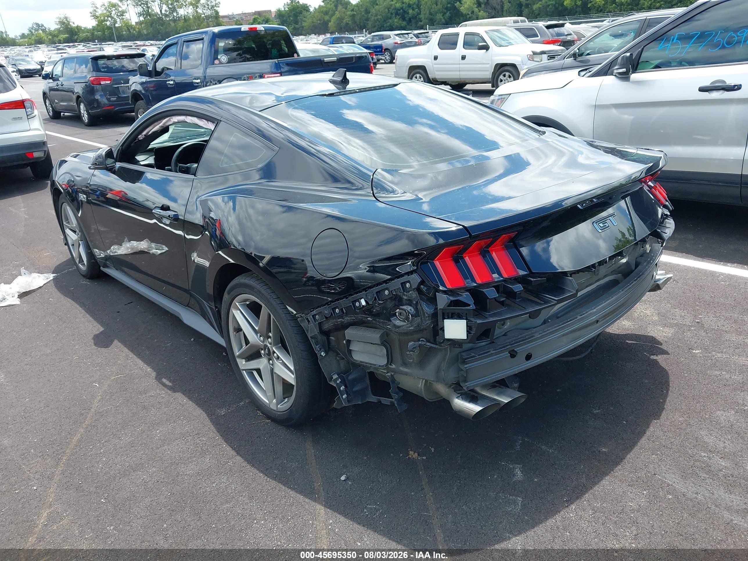 2024 Ford Mustang VIN 1FA6P8CF8R5424312 IAAI salvage auction — Side, Clear (Tennessee), sold $11,600 on 2026-09-25 (photo 3)
