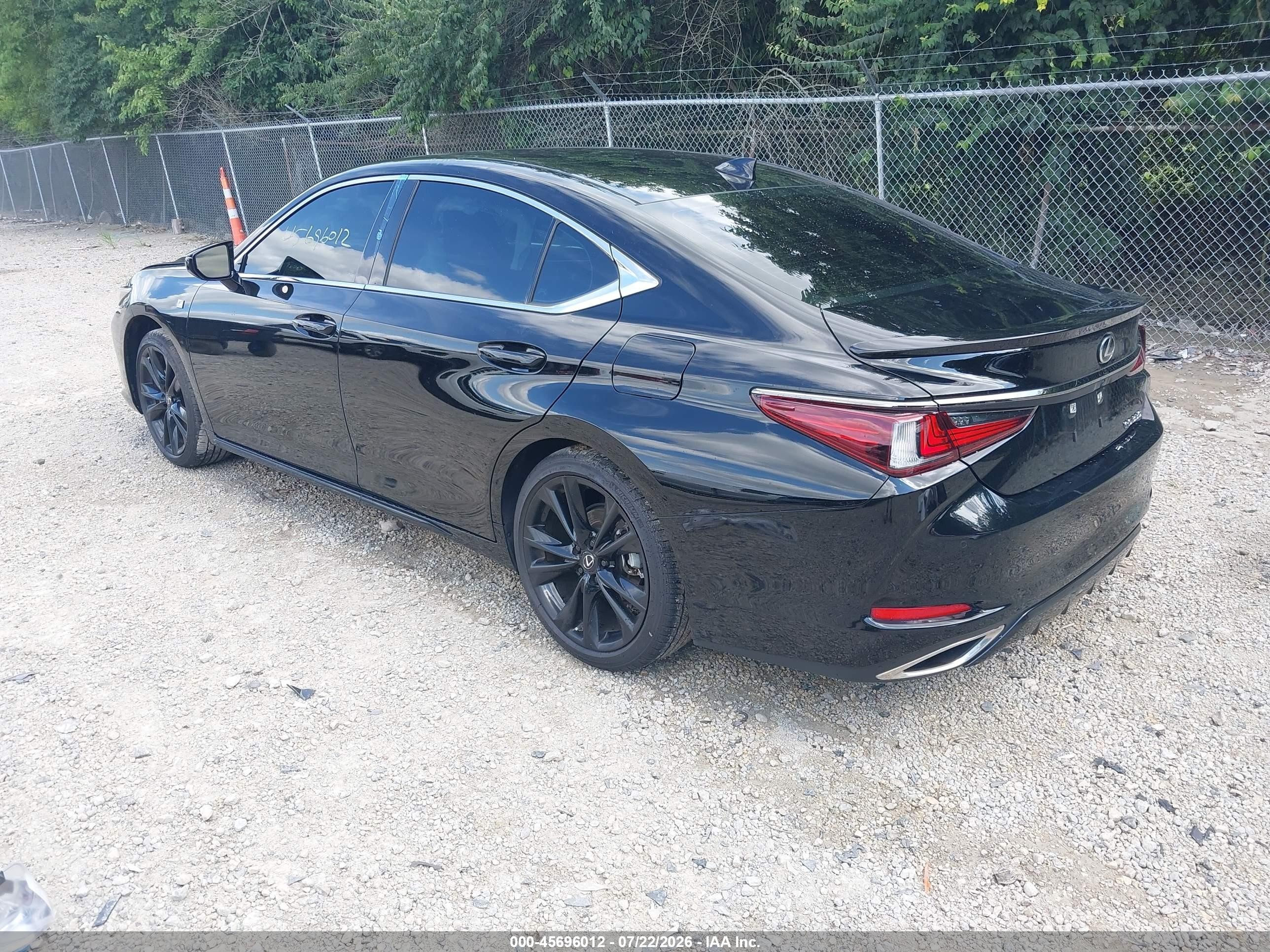 2025 Lexus ES VIN 58AJZ1B13SU197011 IAAI salvage auction — Side, Salvage (Ohio), sold $23,525 on 2026-08-25 (photo 3)