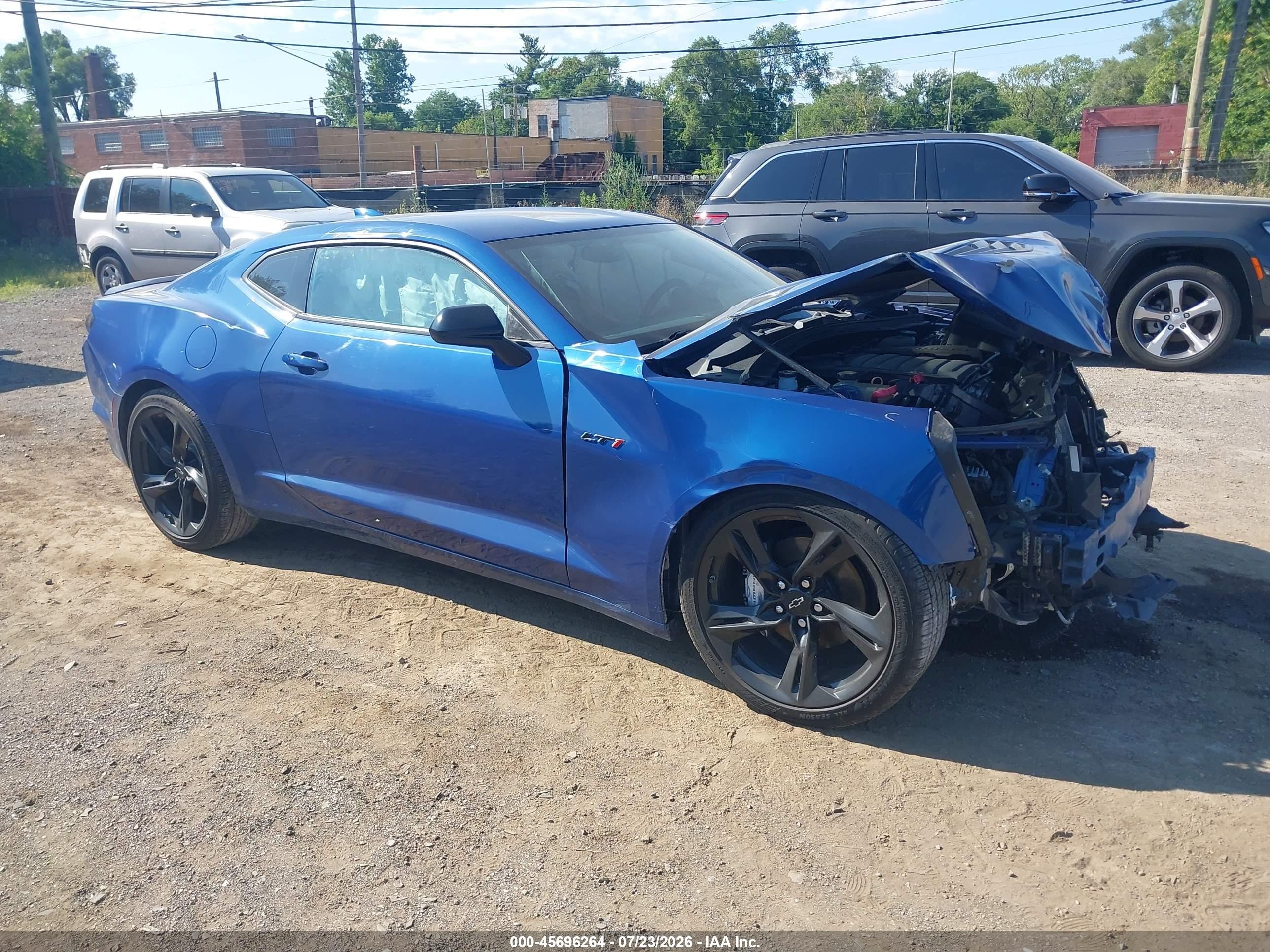 2020 Chevrolet Camaro VIN 1G1FF1R75L0141786 — IAAI salvage auction photo