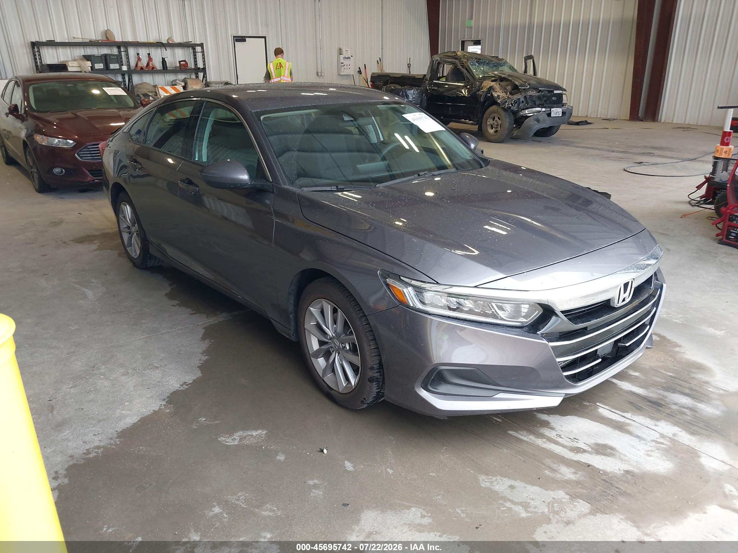 2021 Honda Accord VIN 1HGCV1F14MA051085 — IAAI salvage auction photo