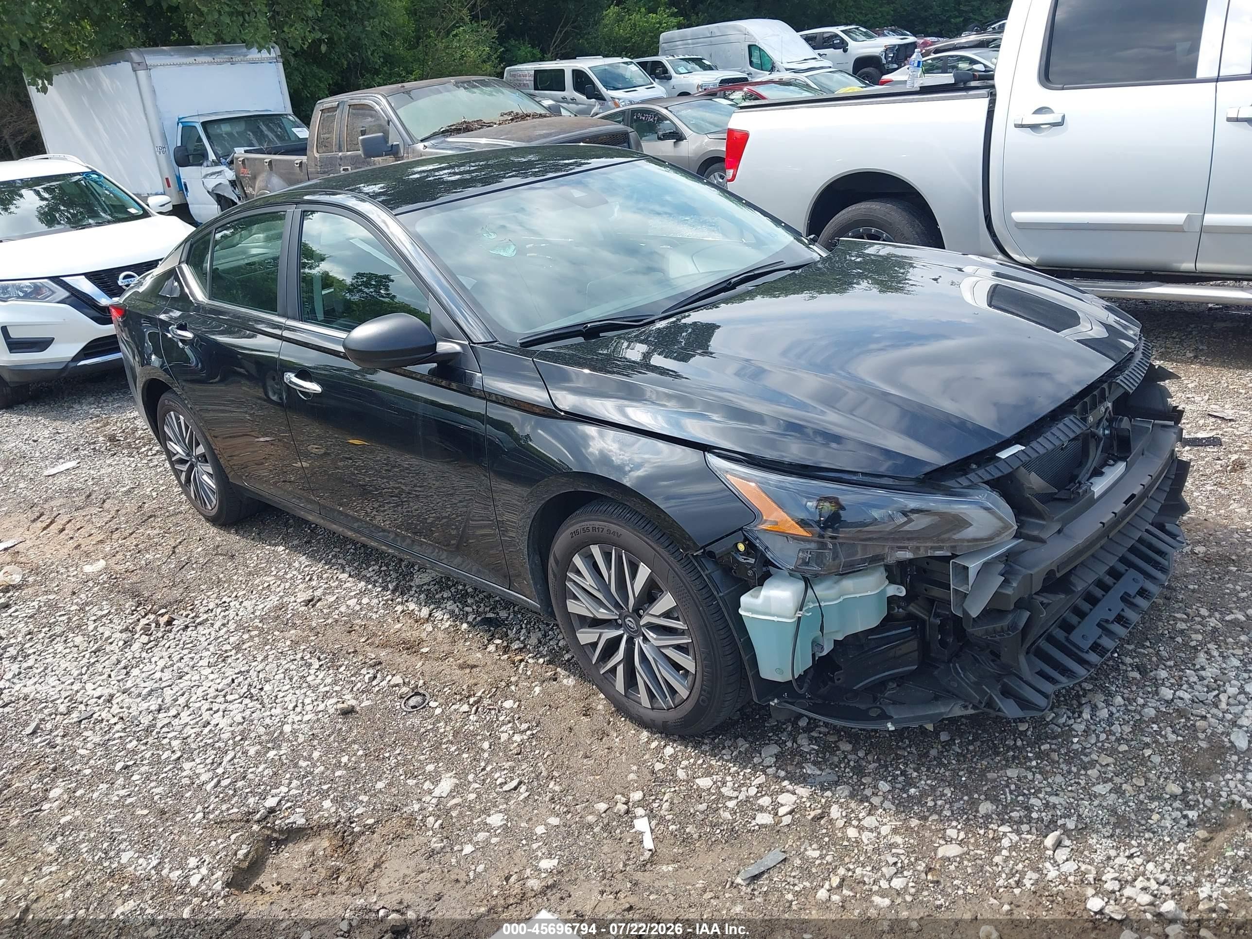 2025 Nissan Altima VIN 1N4BL4DV4SN391193 — IAAI salvage auction photo