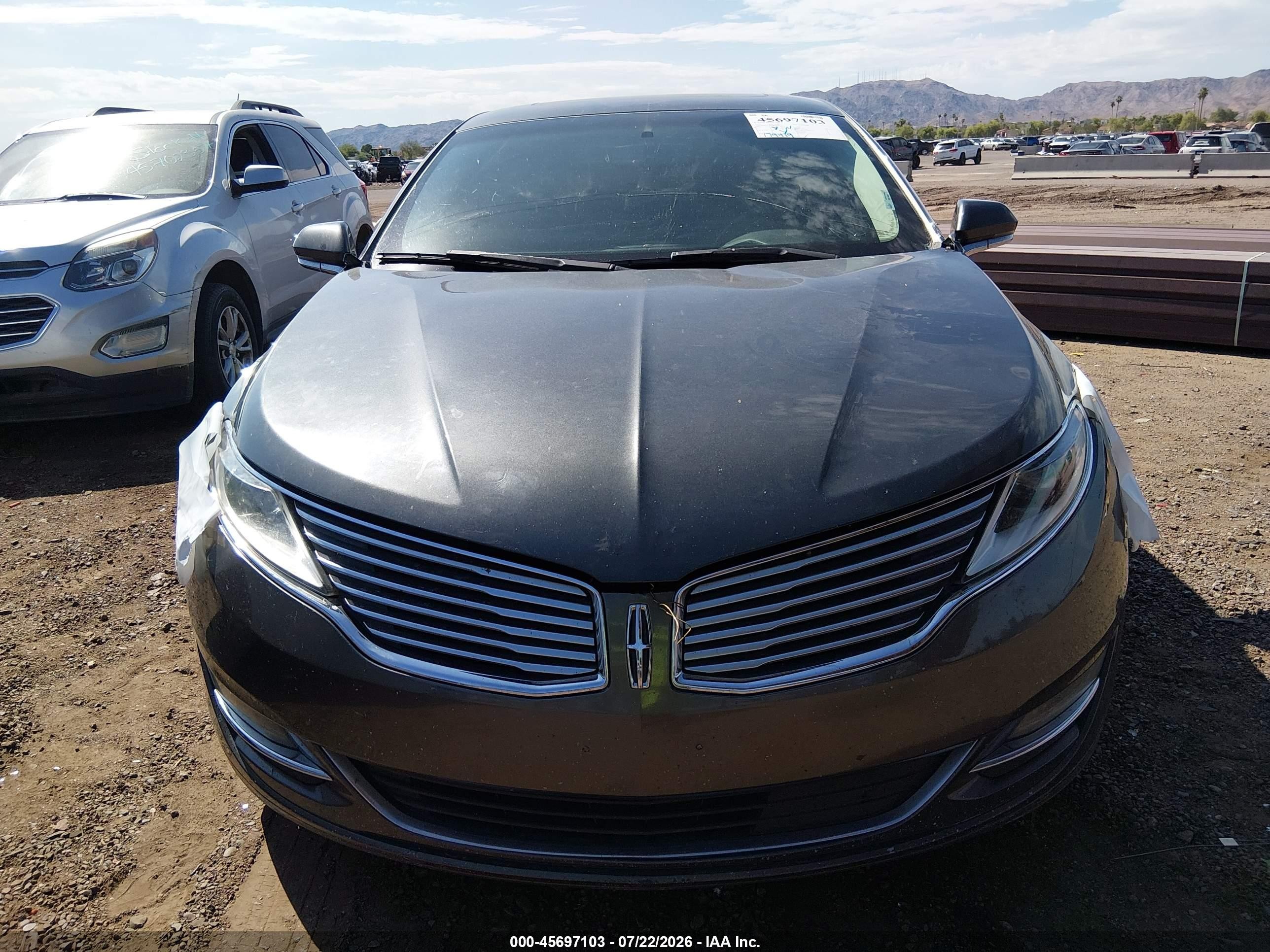 2016 Lincoln MKZ VIN 3LN6L2LU2GR626084 IAAI salvage auction — Unknown, Salvage (Arizona), sold $1,200 on 2026-09-30 (photo 6)