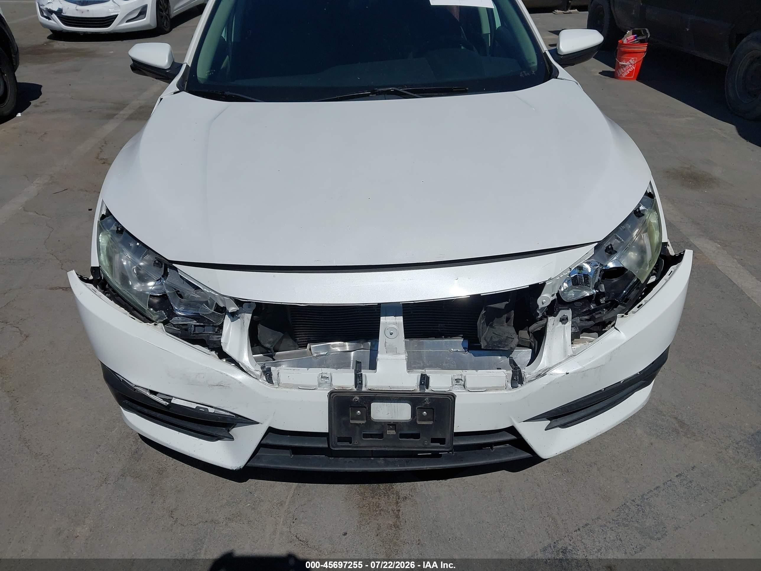 2018 Honda Civic VIN 19XFC2F72JE208309 IAAI salvage auction — Front End, Salvage (California), sold $3,950 on 2026-09-13 (photo 6)