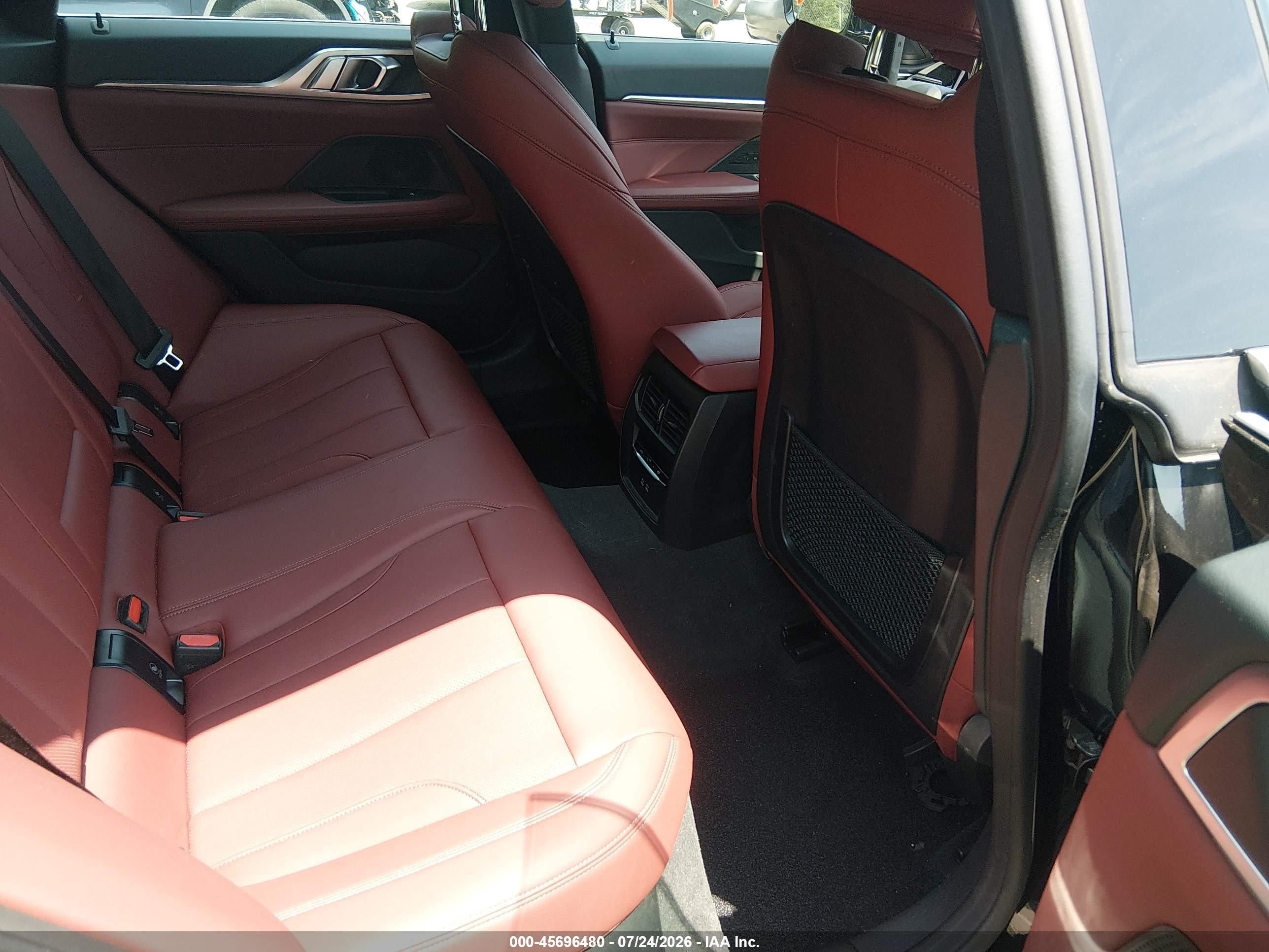 2023 BMW 4er VIN WBA73AV0XPFP60719 IAAI salvage auction — Water/Flood, Salvage (New Jersey), sold $11,900 on 2026-09-23 (photo 8)