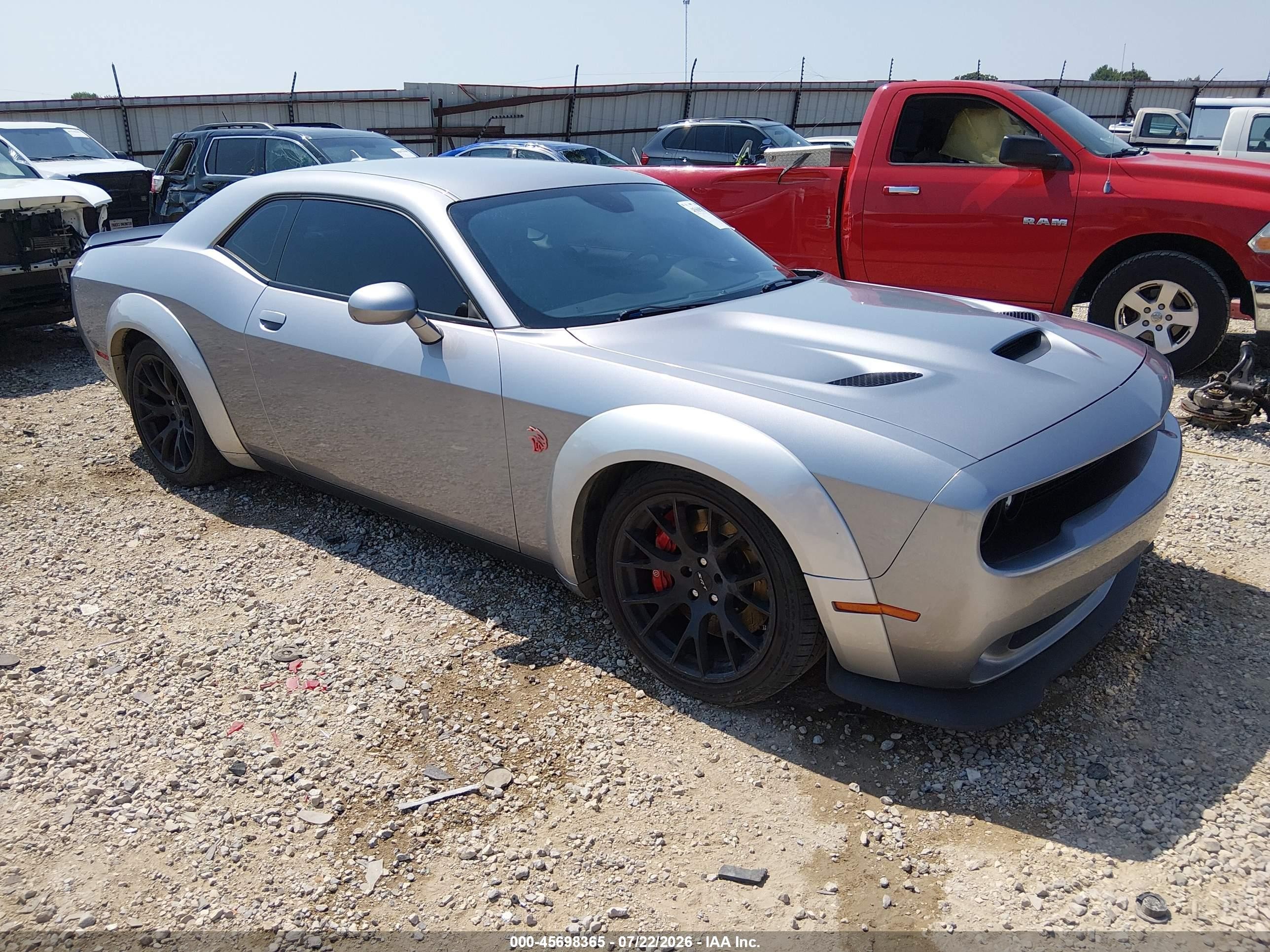 2015 Dodge Challenger VIN 2C3CDZC90FH713750 — IAAI salvage auction photo