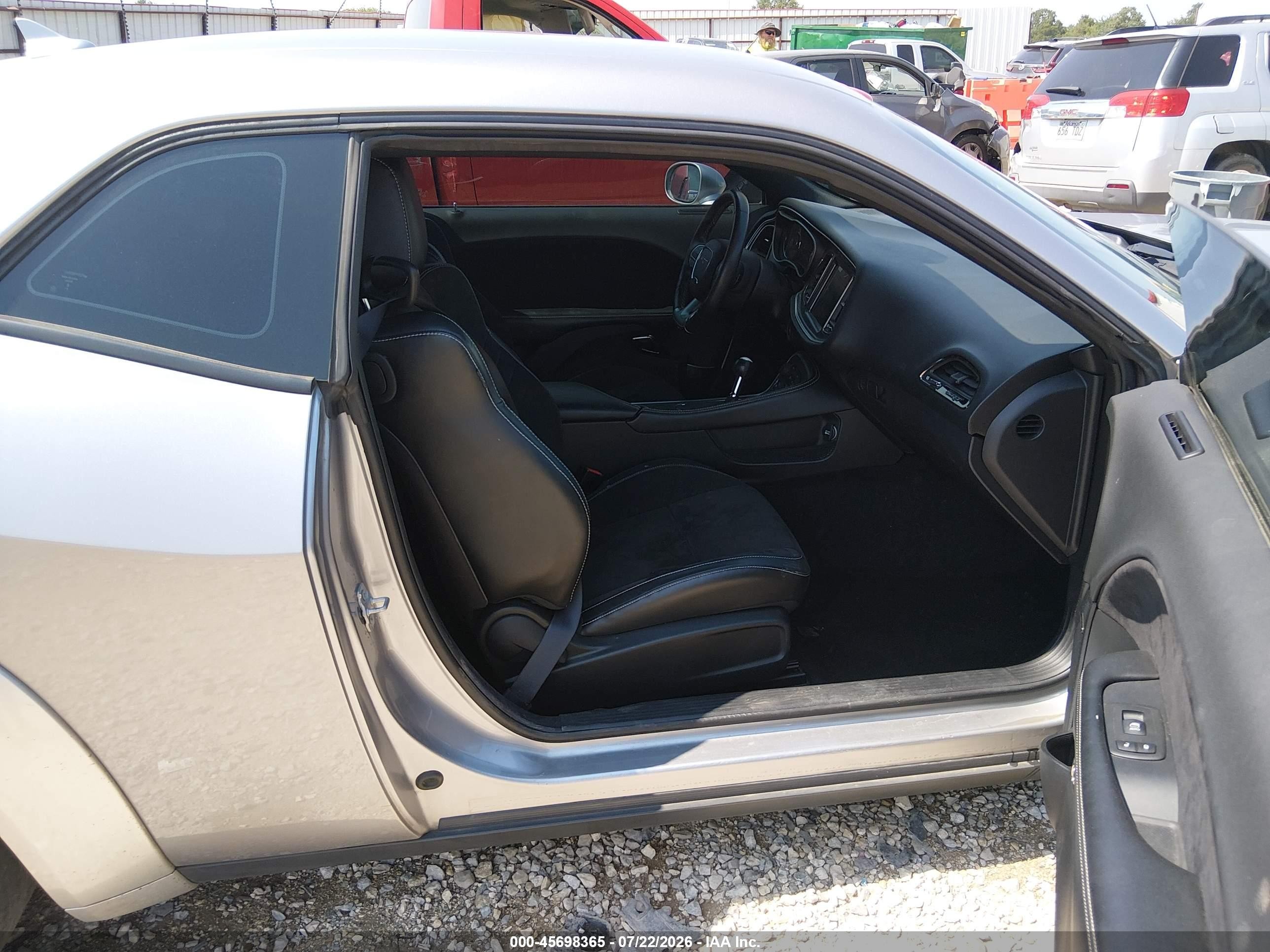 2015 Dodge Challenger VIN 2C3CDZC90FH713750 IAAI salvage auction — Theft, Clear (Arkansas), sold $25,000 on 2026-09-13 (photo 5)