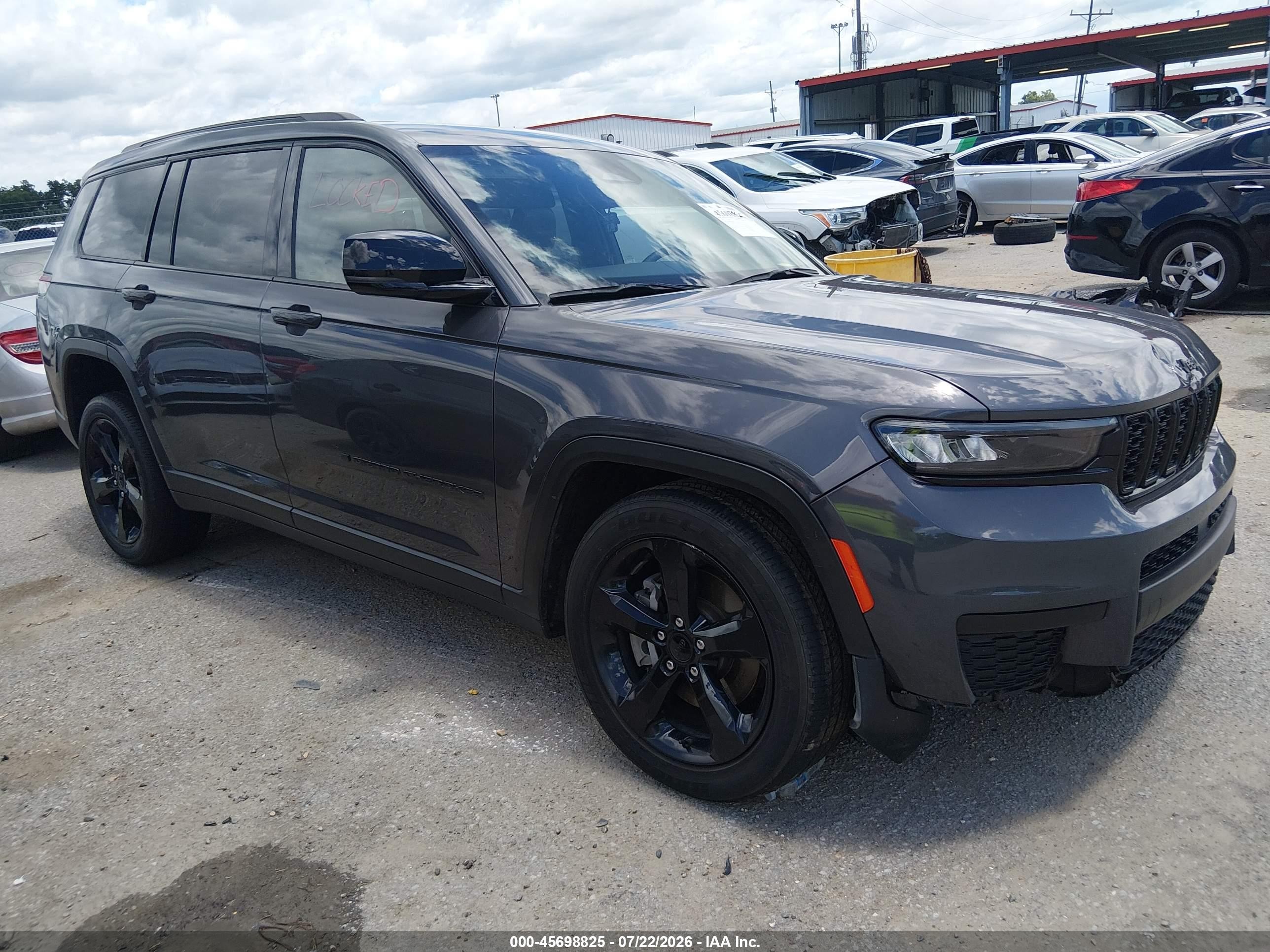 2023 Jeep Grand Cherokee L VIN 1C4RJJAG2P8714357 — IAAI salvage auction photo