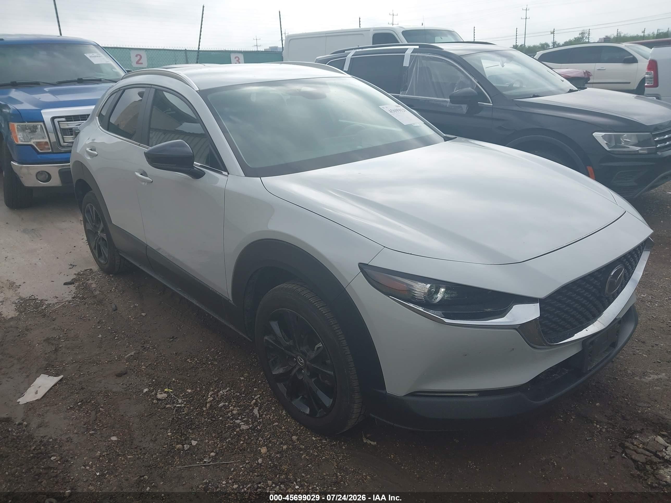2024 Mazda CX-30 VIN 3MVDMBBMXRM692732 — IAAI salvage auction photo